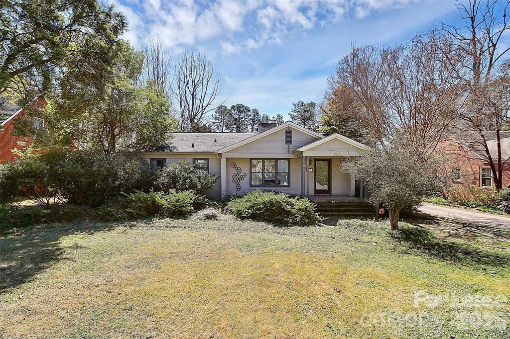 1326 Pinecrest Avenue Property Photo 1
