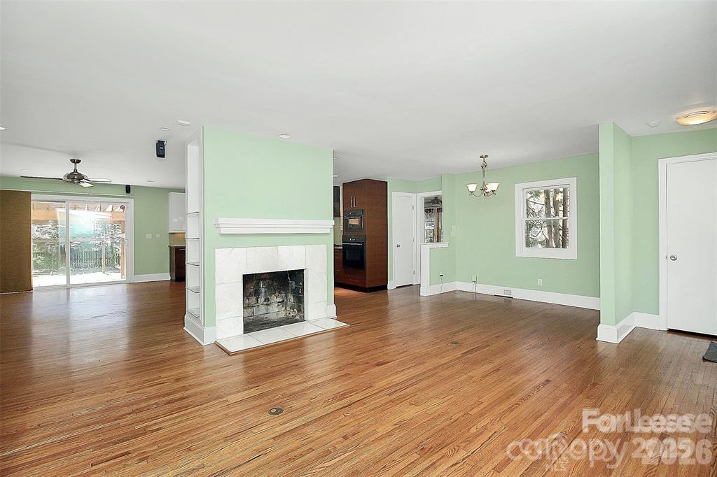 1326 Pinecrest Avenue Property Photo 5