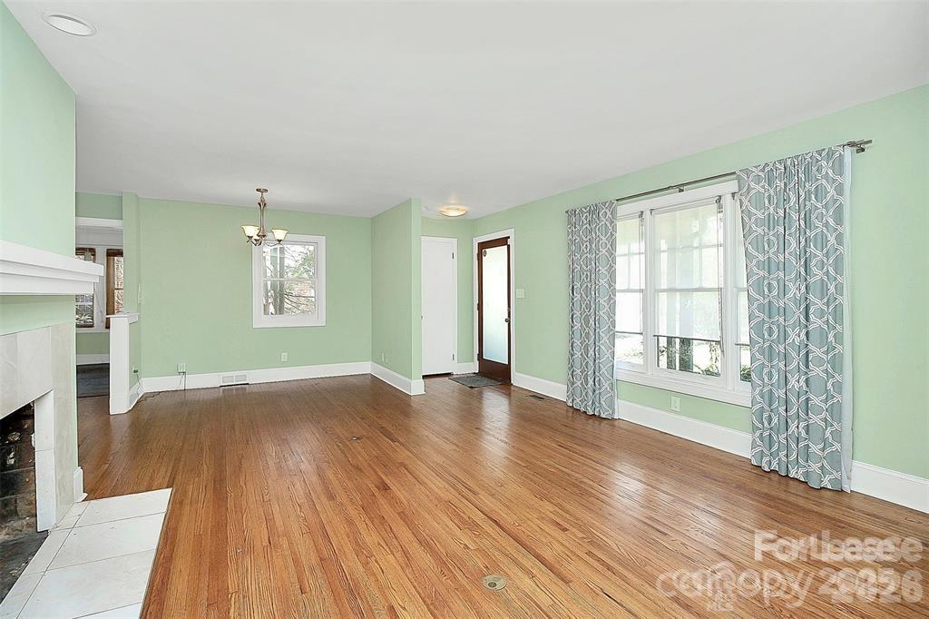1326 Pinecrest Avenue Property Photo 6
