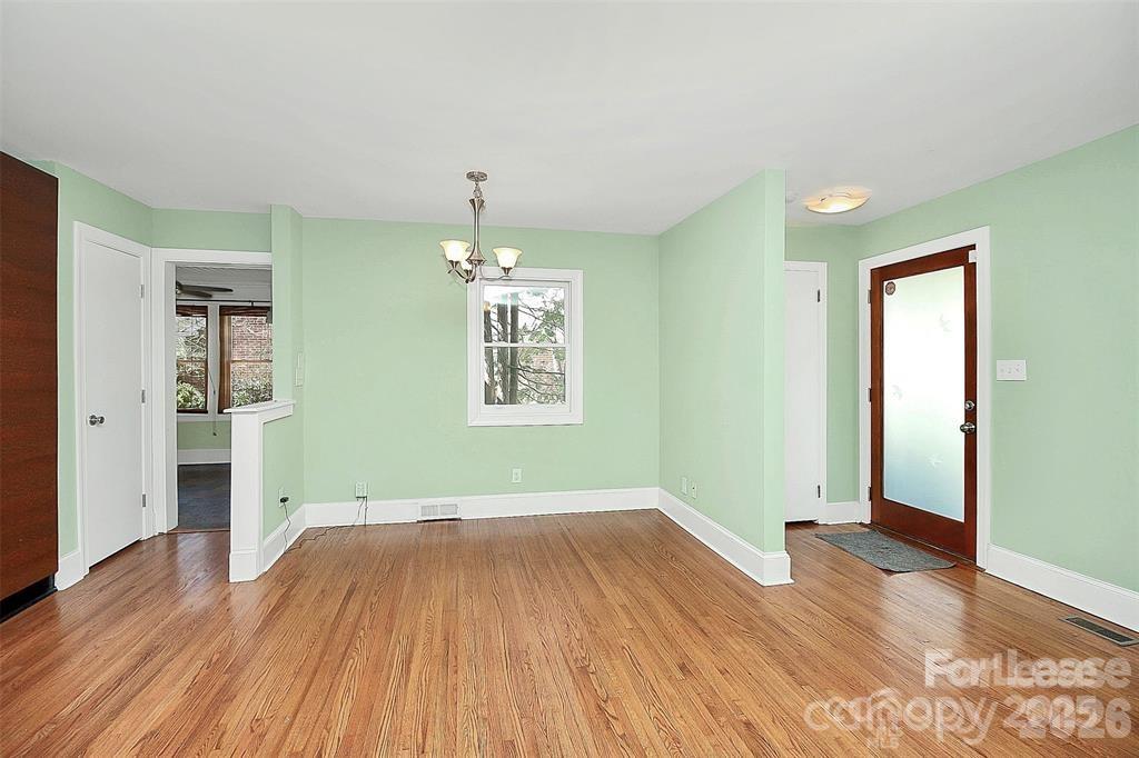 1326 Pinecrest Avenue Property Photo 7