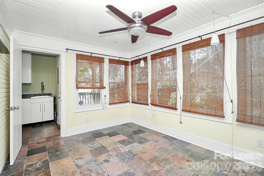 1326 Pinecrest Avenue Property Photo 8