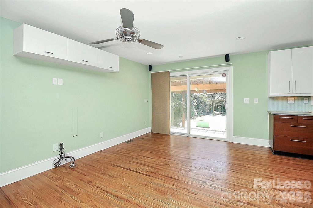 1326 Pinecrest Avenue Property Photo 18