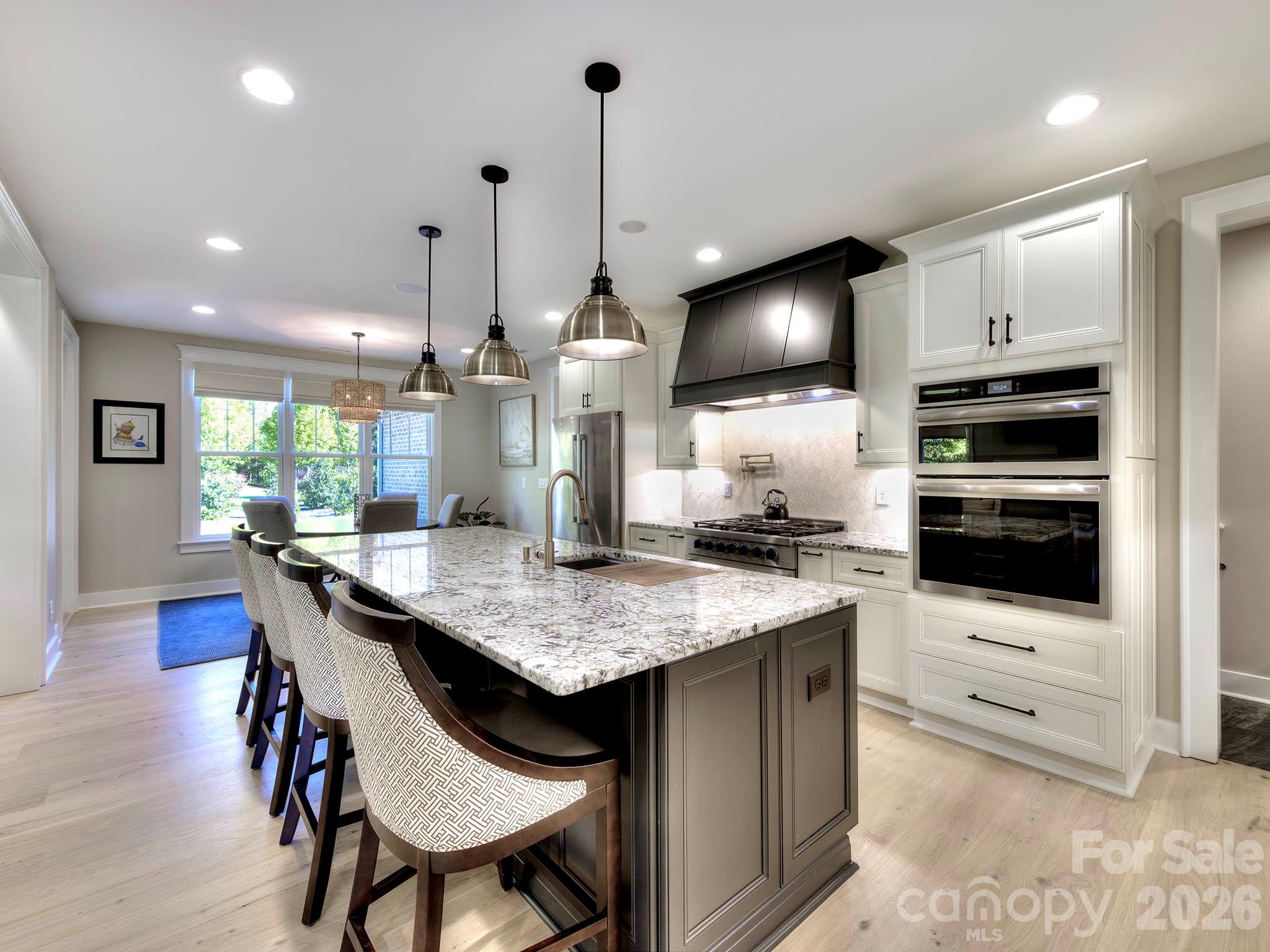 8833 Kerns Meadow Lane Property Photo 11
