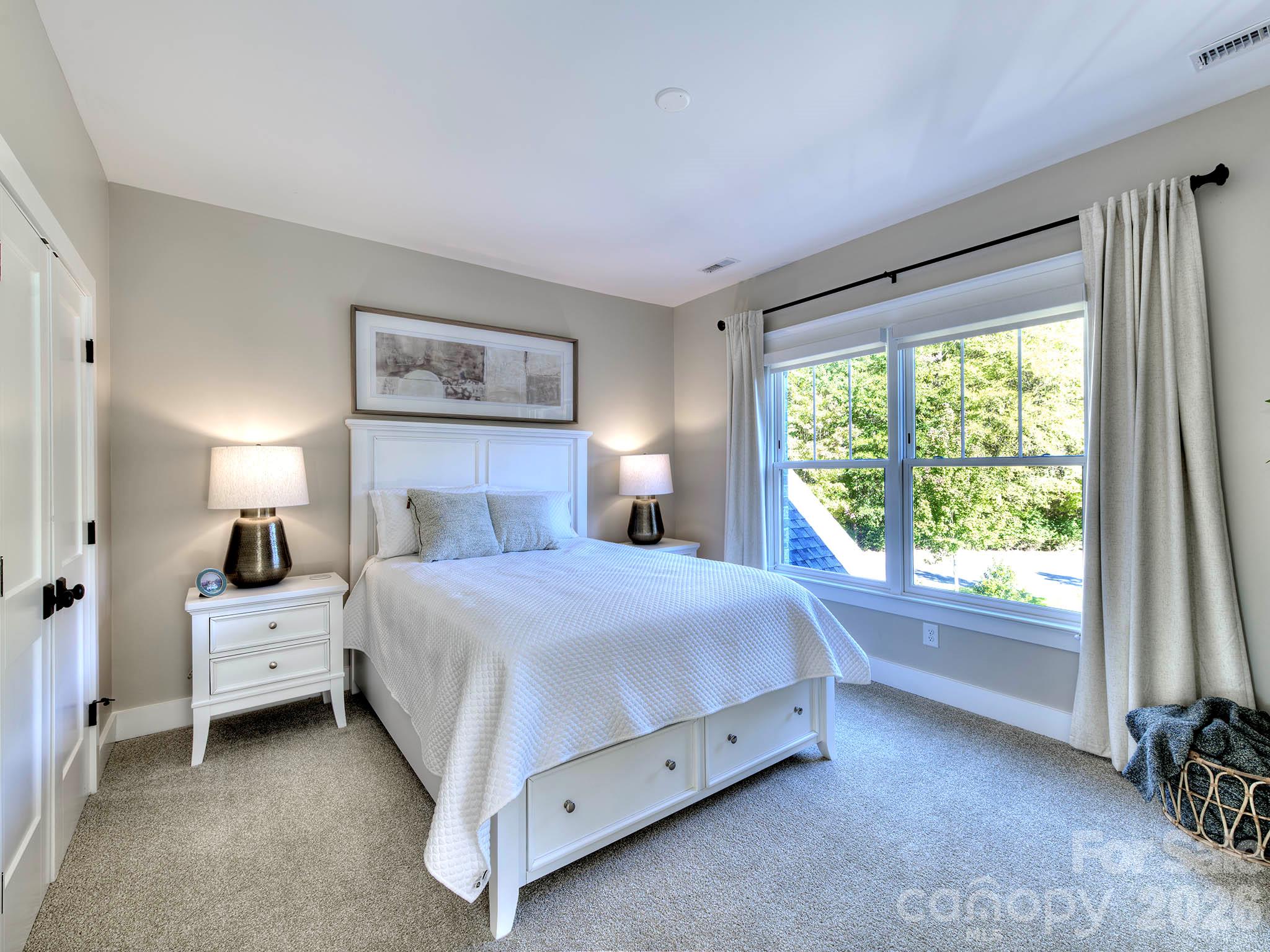 8833 Kerns Meadow Lane Property Photo 25