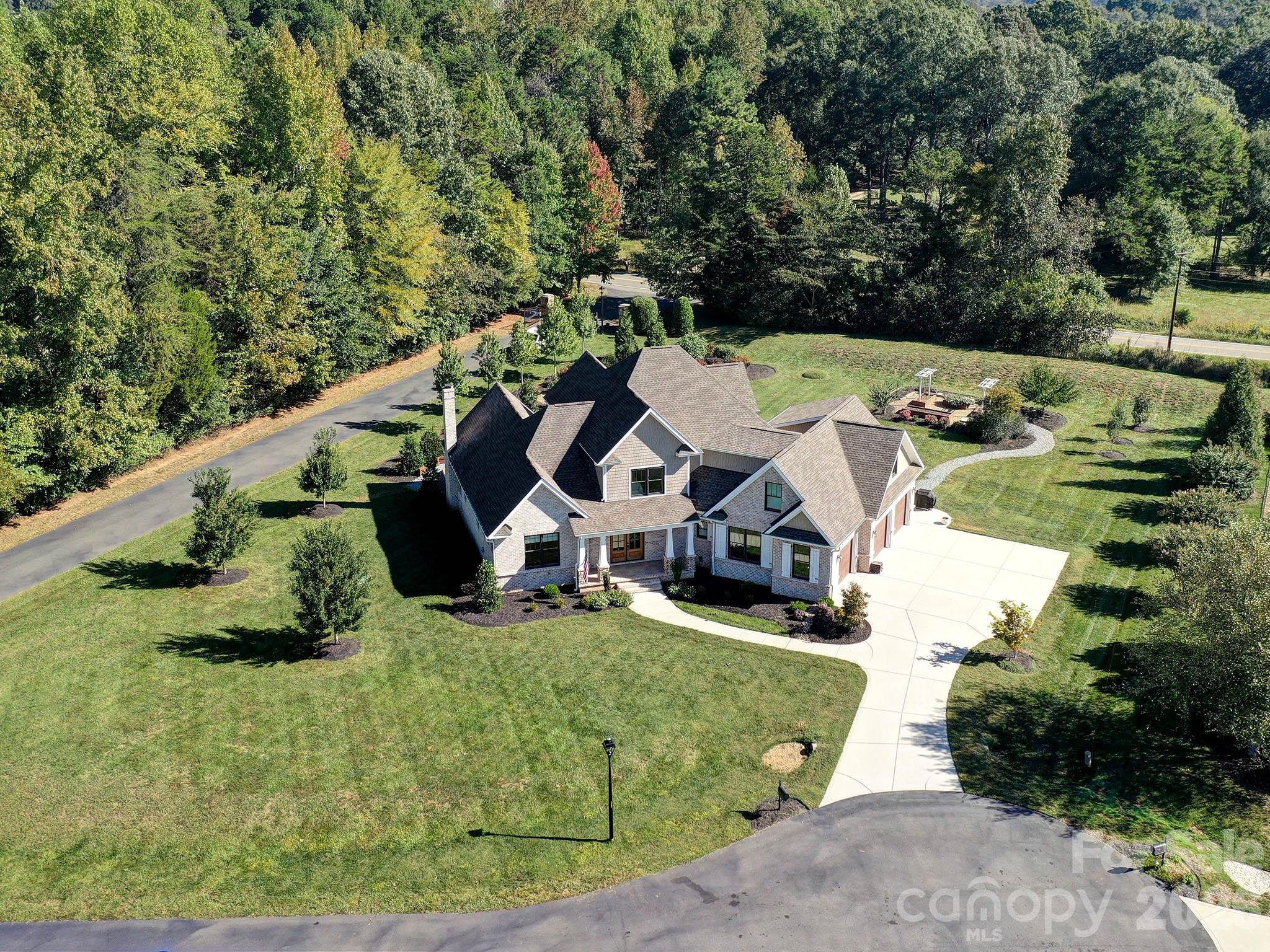 8833 Kerns Meadow Lane Property Photo 42