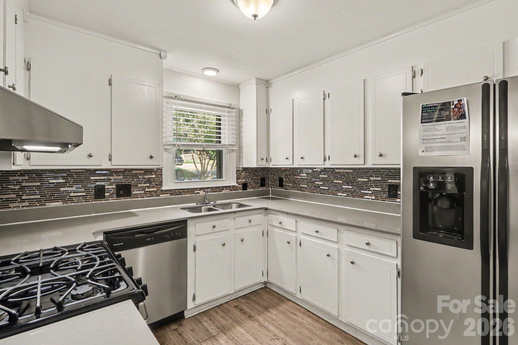 8204 Strawberry Point Drive Property Photo 7