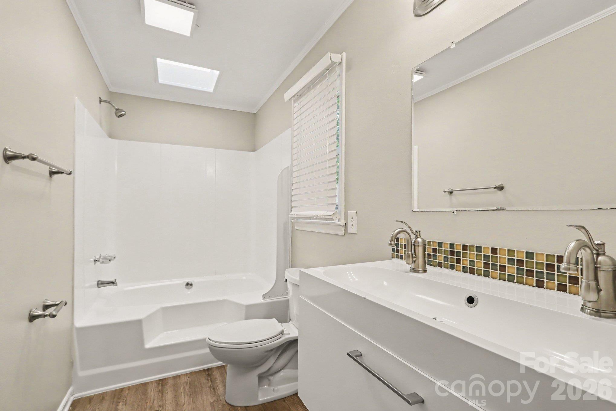 8204 Strawberry Point Drive Property Photo 17