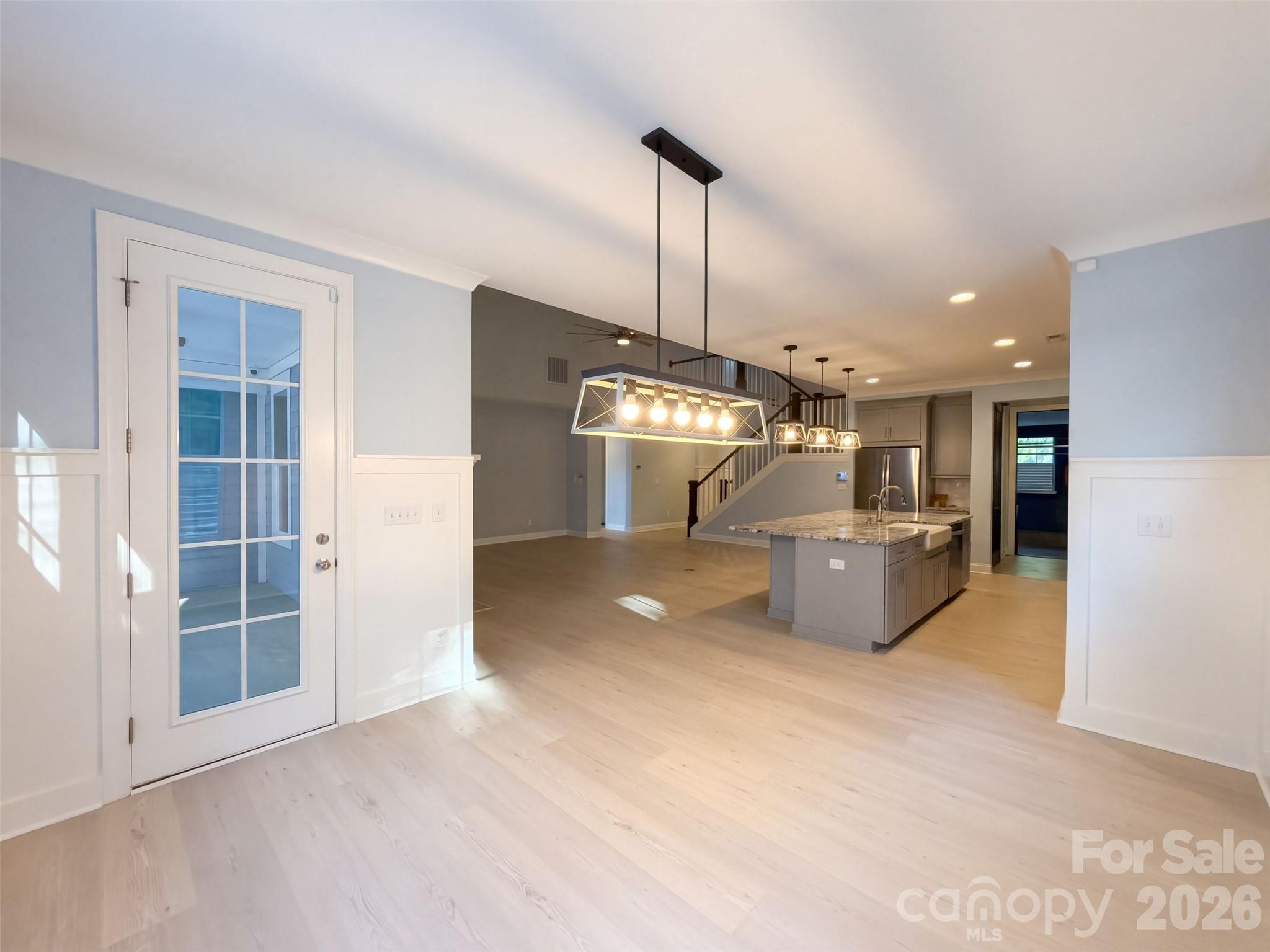 4237 Island Fox Lane Property Photo 7