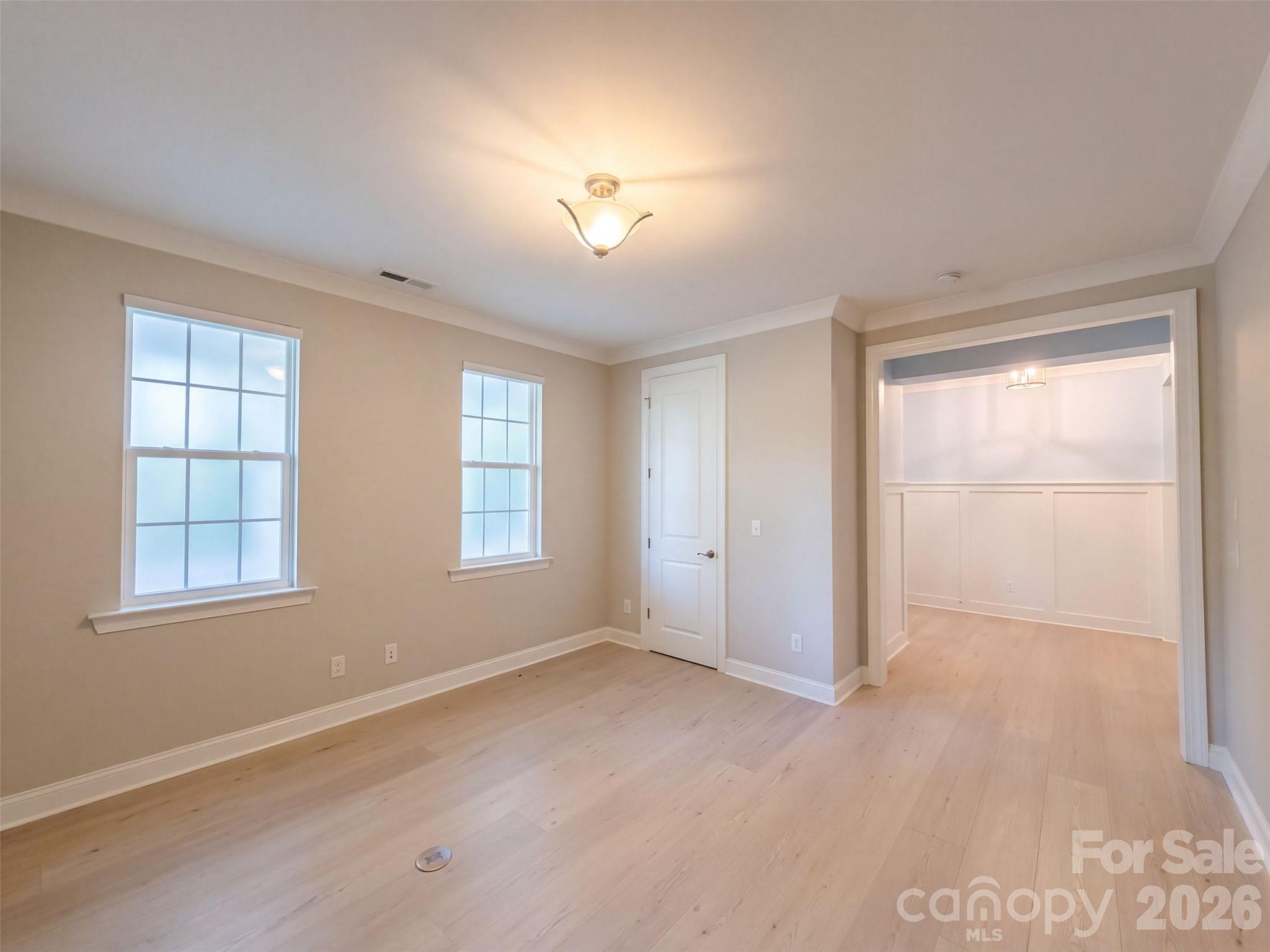 4237 Island Fox Lane Property Photo 9