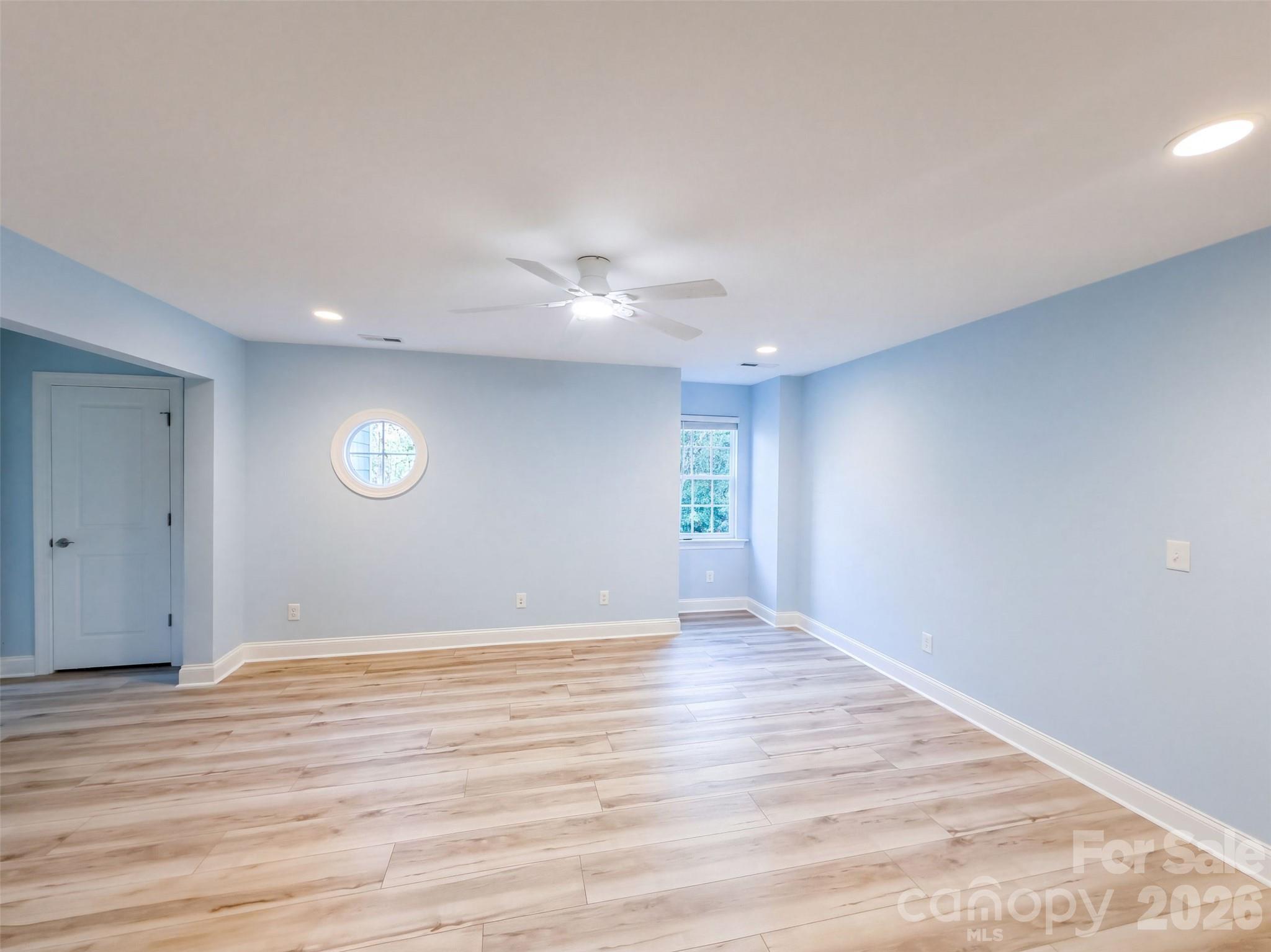 4237 Island Fox Lane Property Photo 15