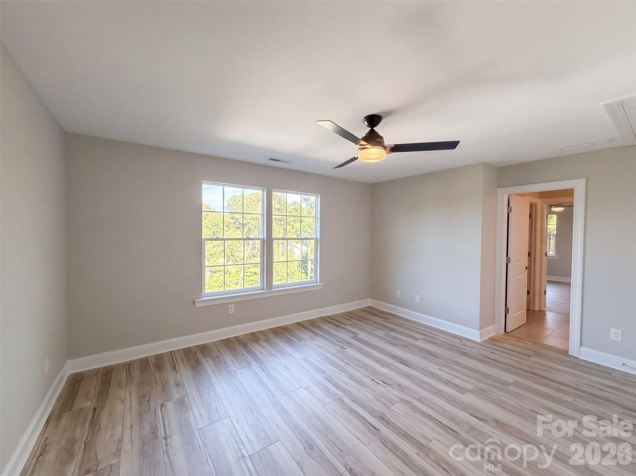 4237 Island Fox Lane Property Photo 18