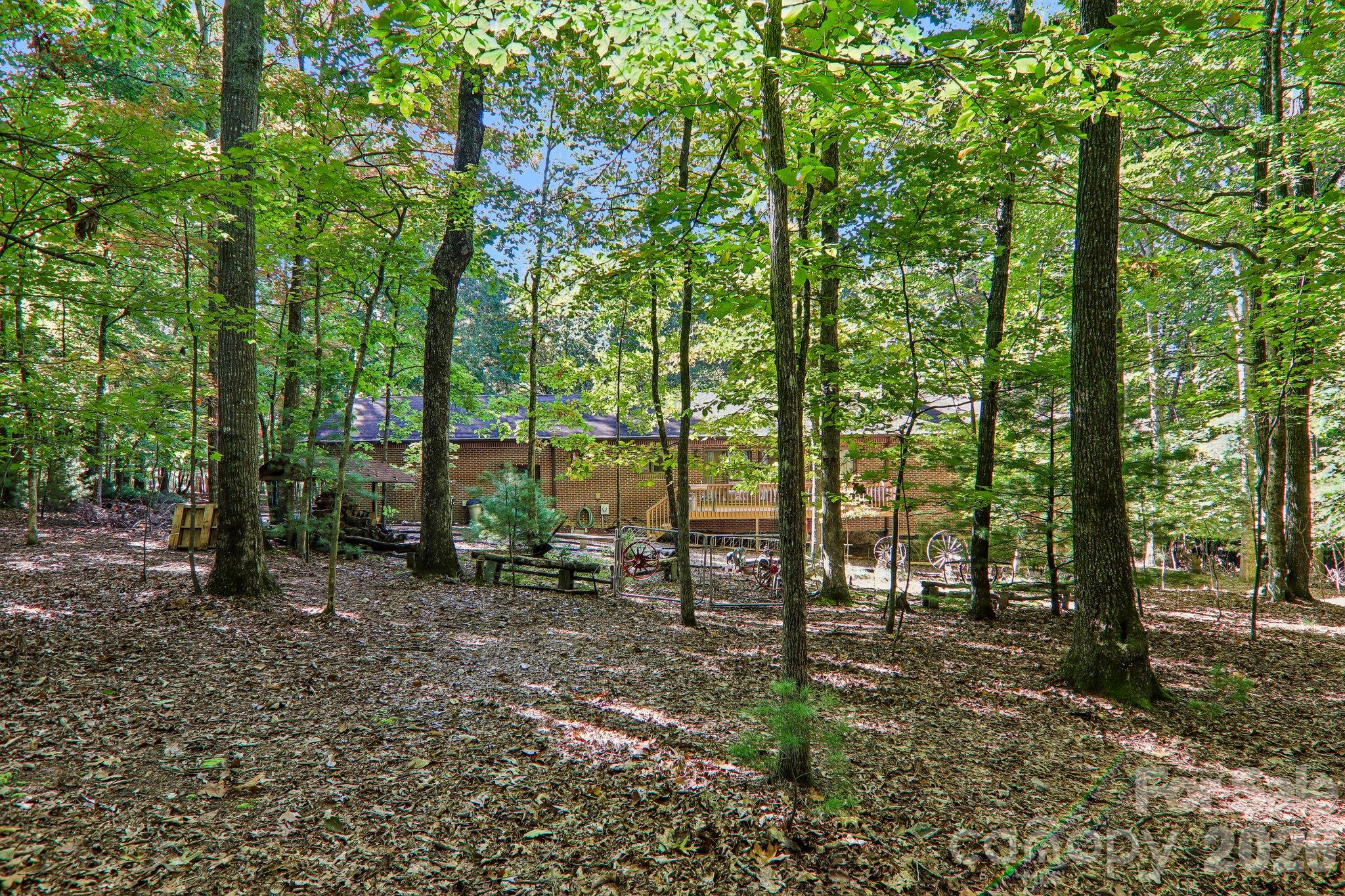 198 Woods End Drive Property Photo 33