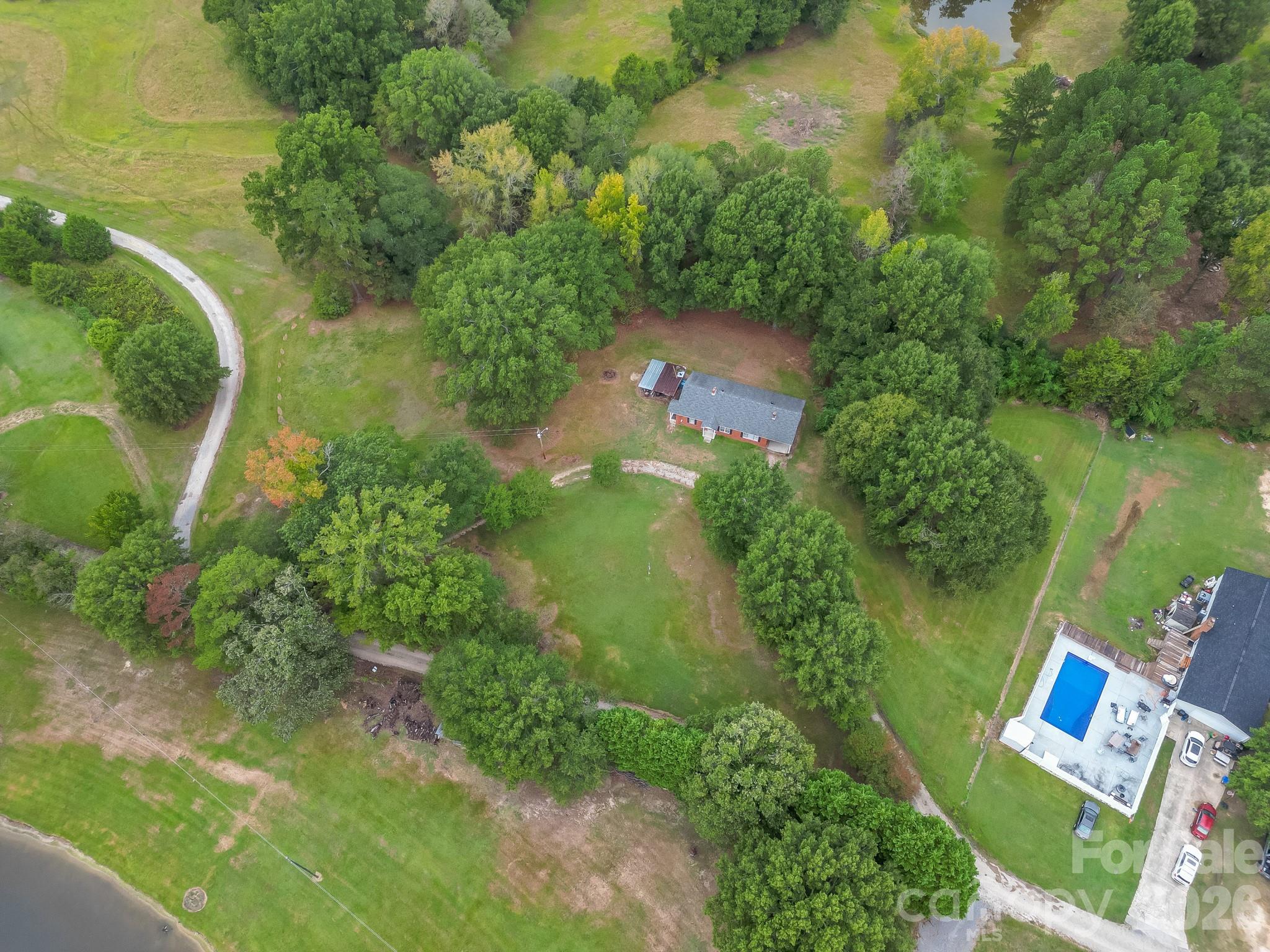 1726 Denton Hill Road Property Photo 3