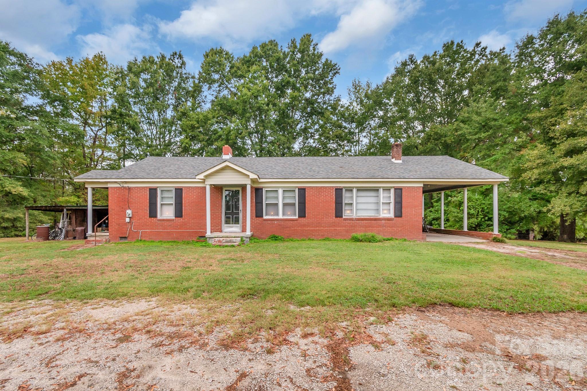 1726 Denton Hill Road Property Photo 10