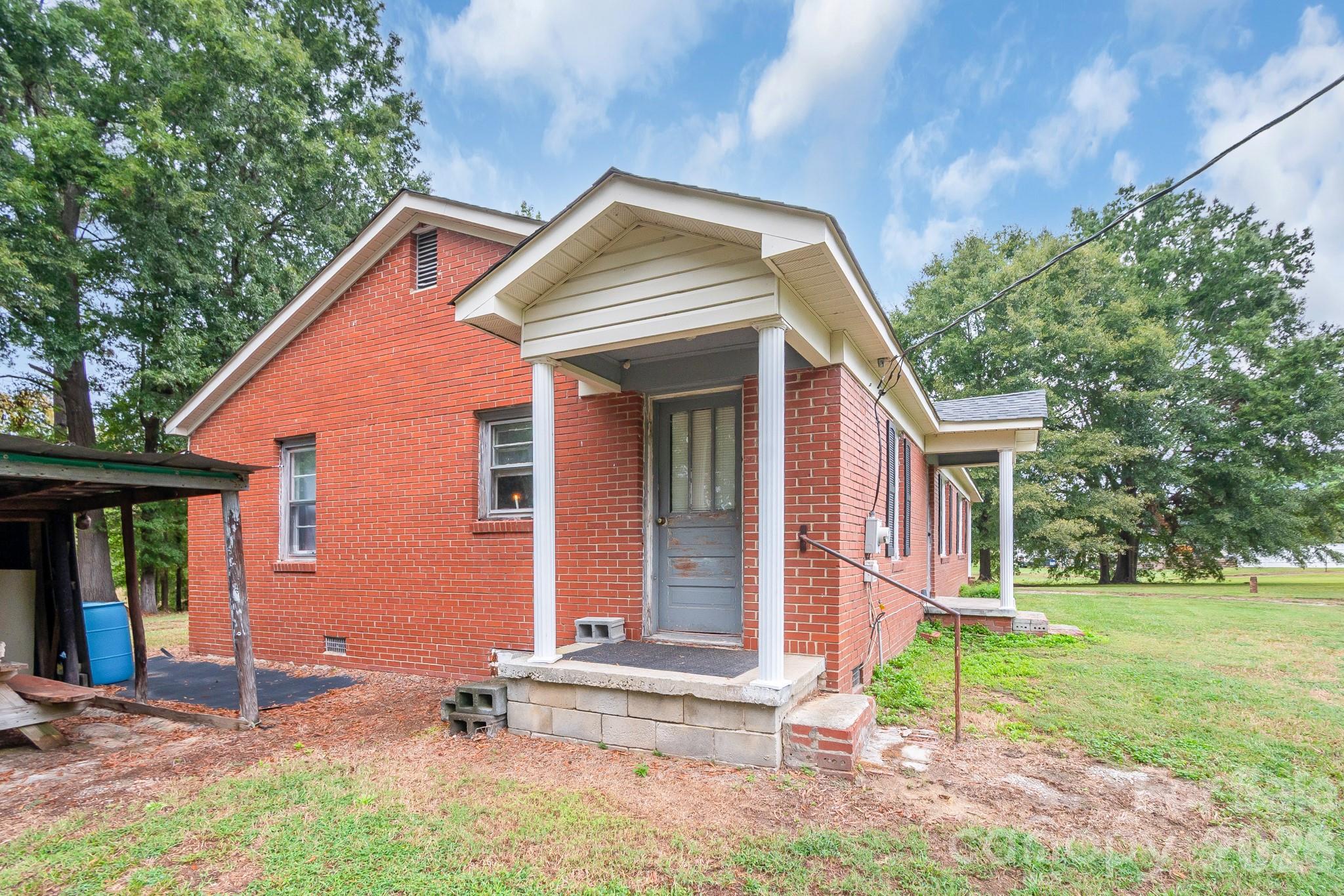 1726 Denton Hill Road Property Photo 34