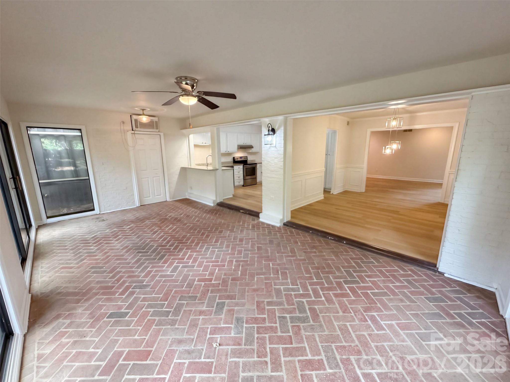 7022 Quail Hill Road Property Photo 9