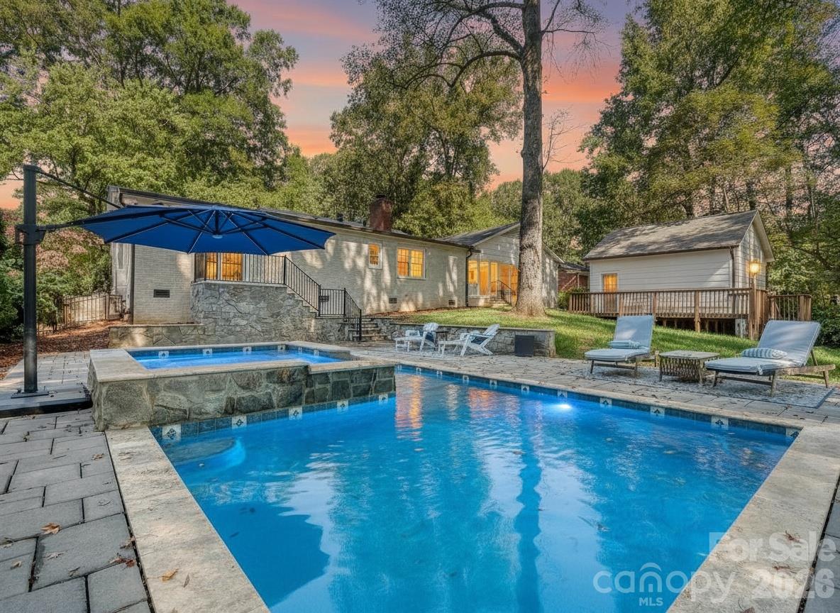 6129 Page Court Property Photo 1