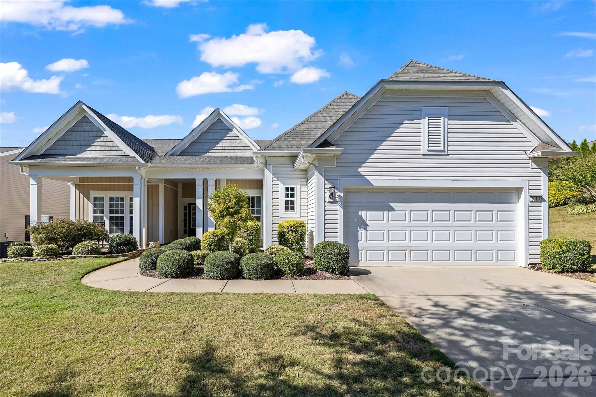 2010 Bronze Leaf Drive Property Photo 1
