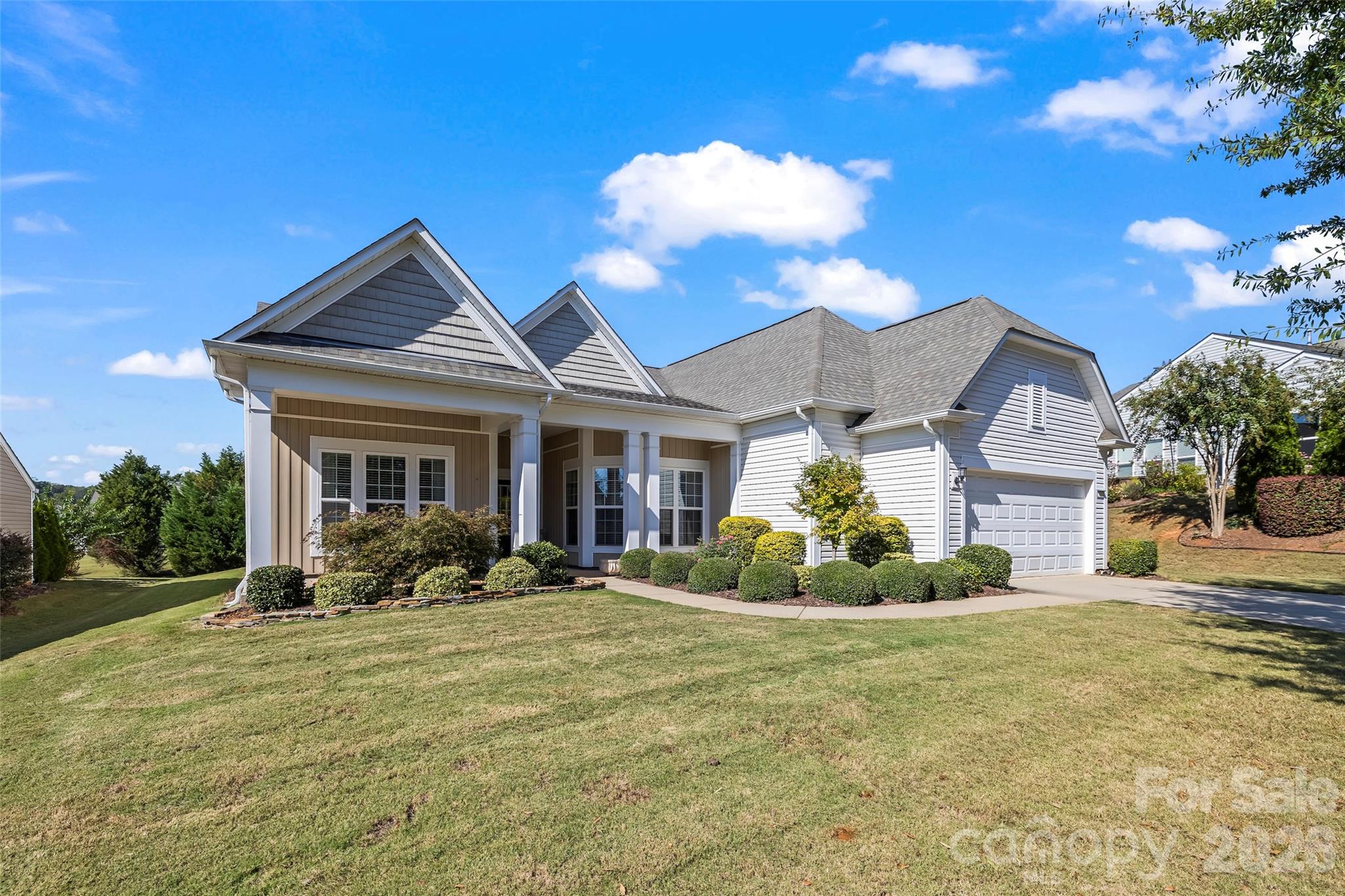 2010 Bronze Leaf Drive Property Photo 2