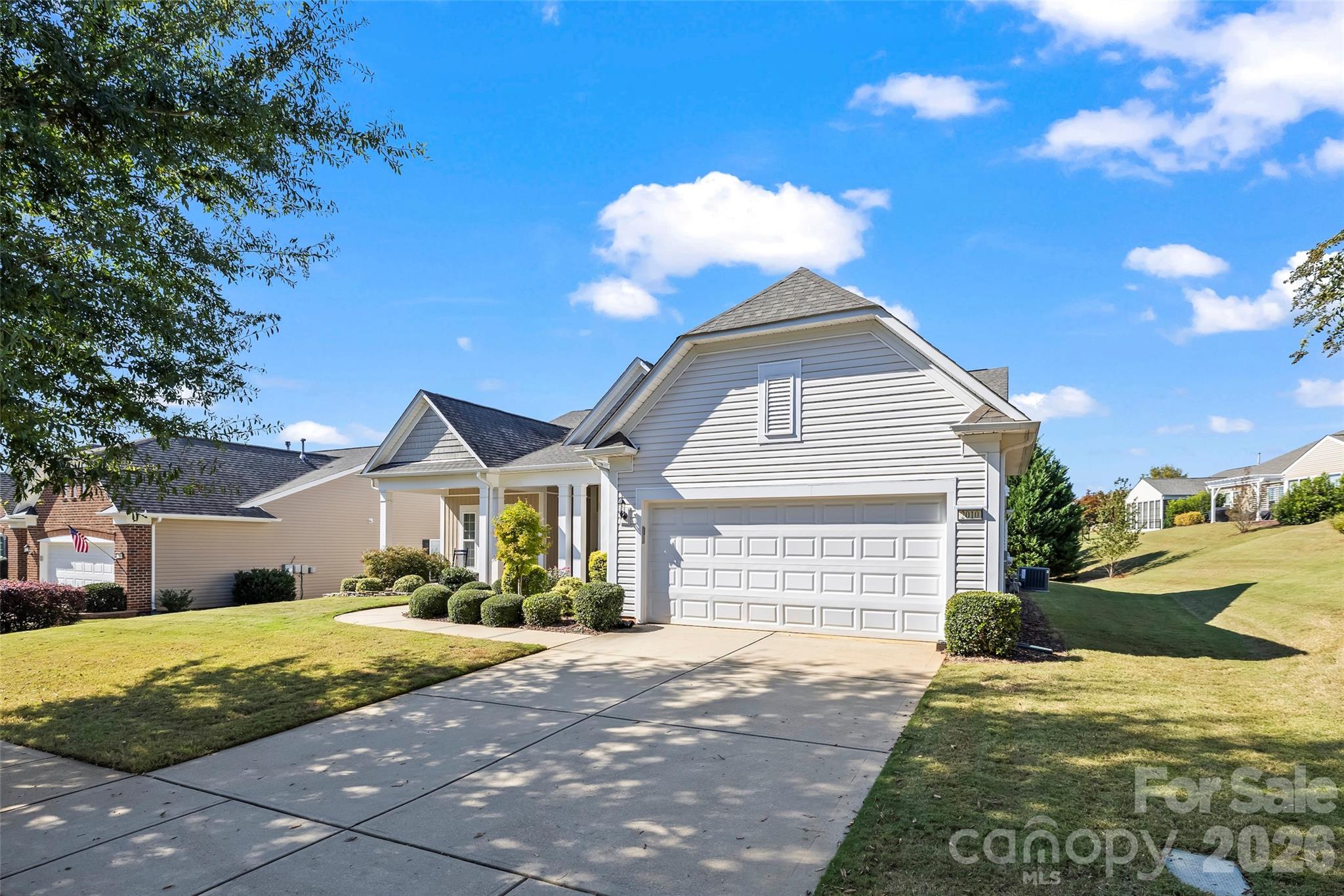 2010 Bronze Leaf Drive Property Photo 4