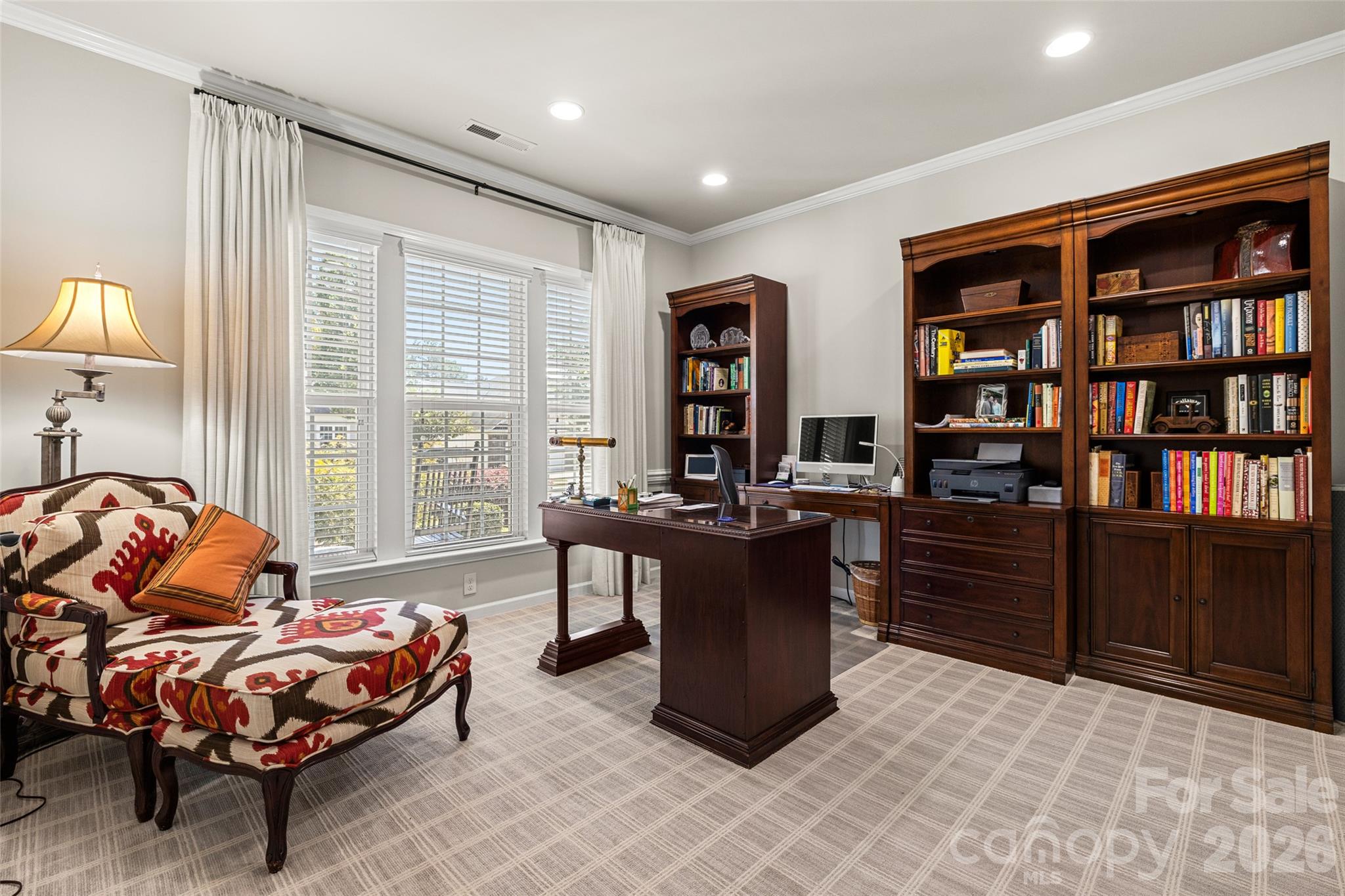 2010 Bronze Leaf Drive Property Photo 6