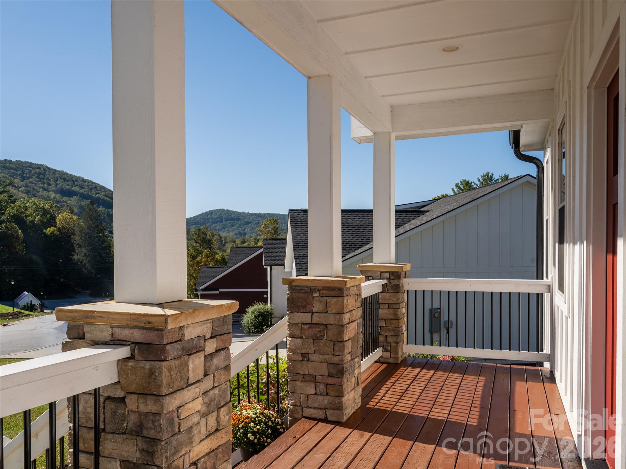 103 Hayes Ridge Lane Property Photo 3