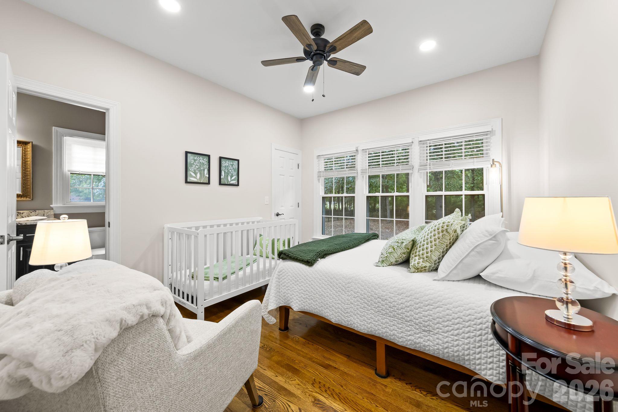 2316 Caernarfon Lane Property Photo 23