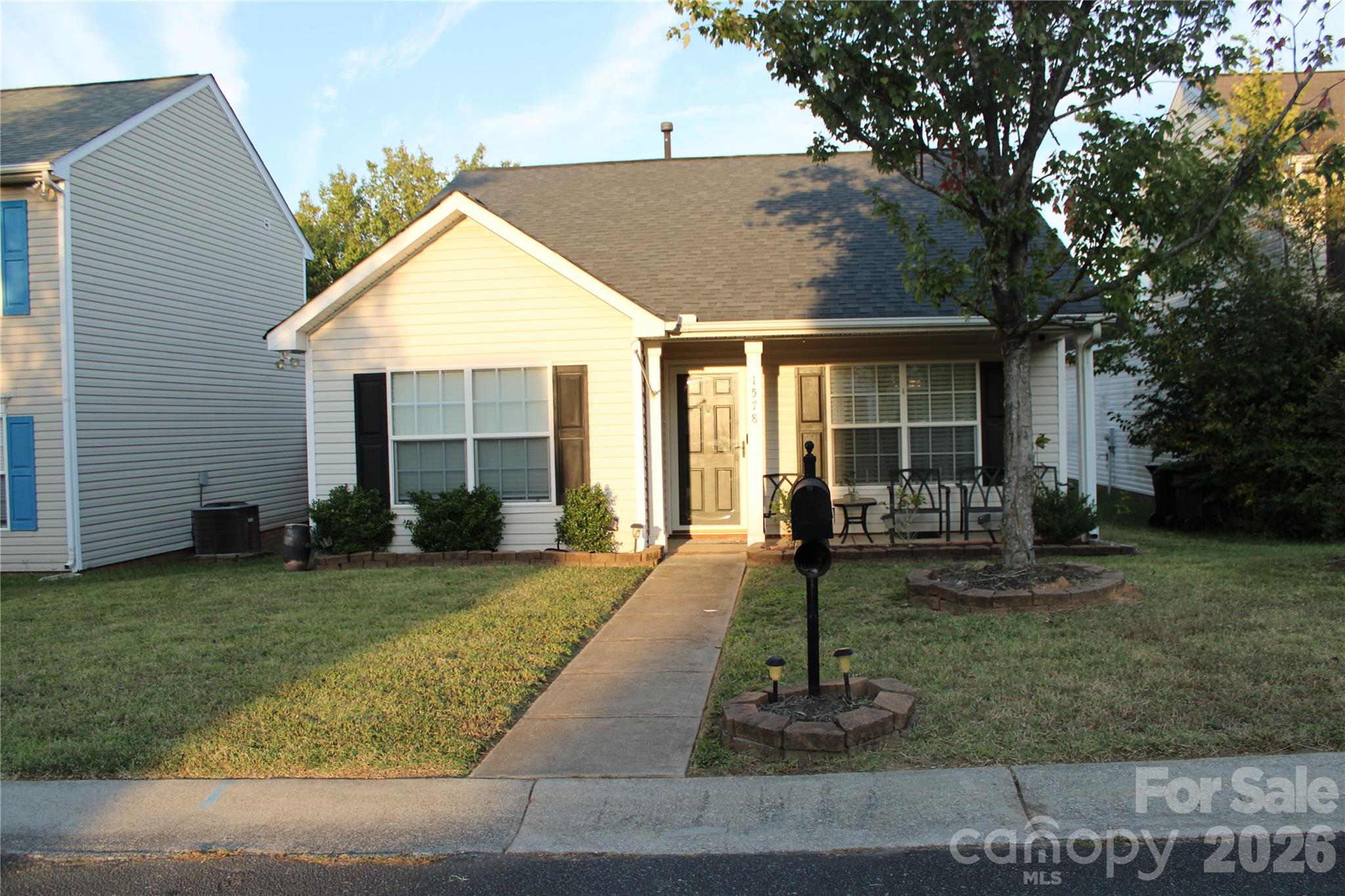1578 Tuckers Glenn Drive 114 Property Photo 1