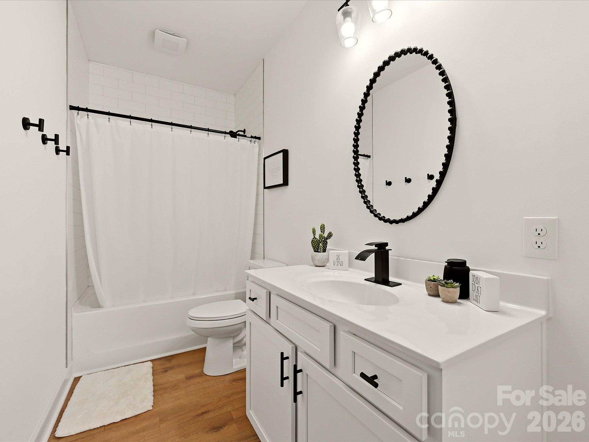 914 Flint Street Extension Property Photo 21