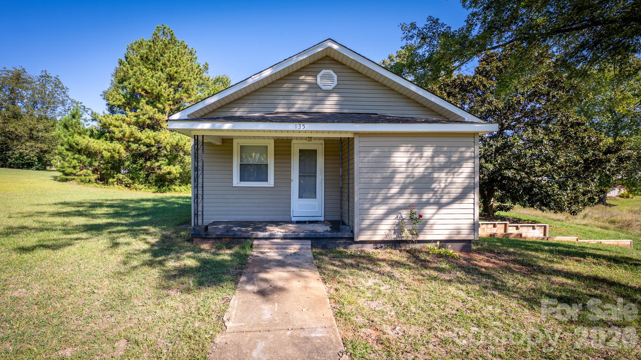 135 Vinson Road Property Photo 1