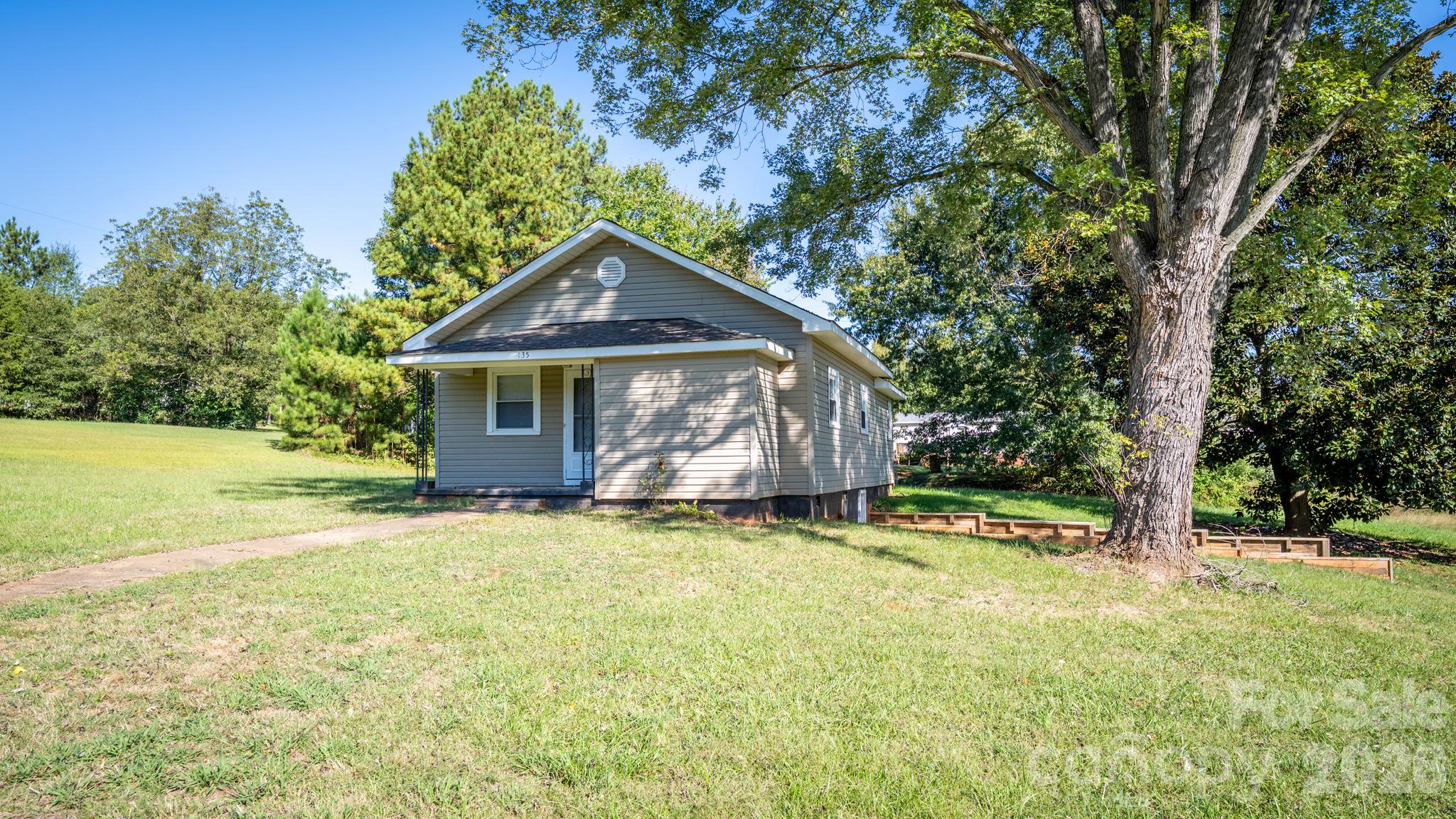135 Vinson Road Property Photo 4