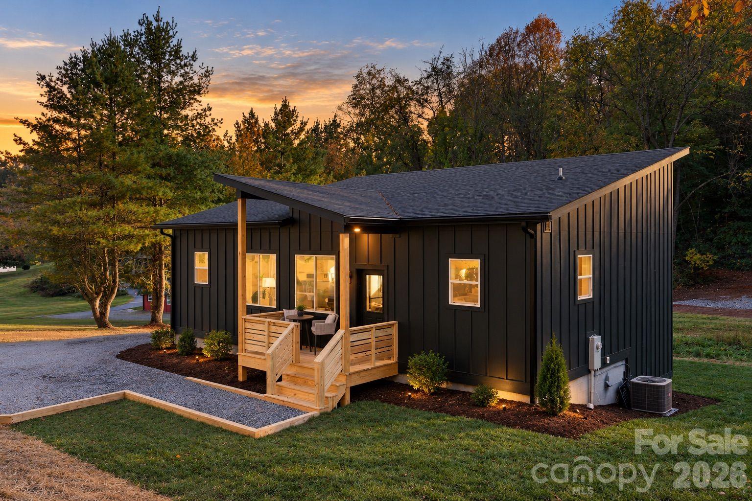 152 Sunnyside Road Property Photo 1