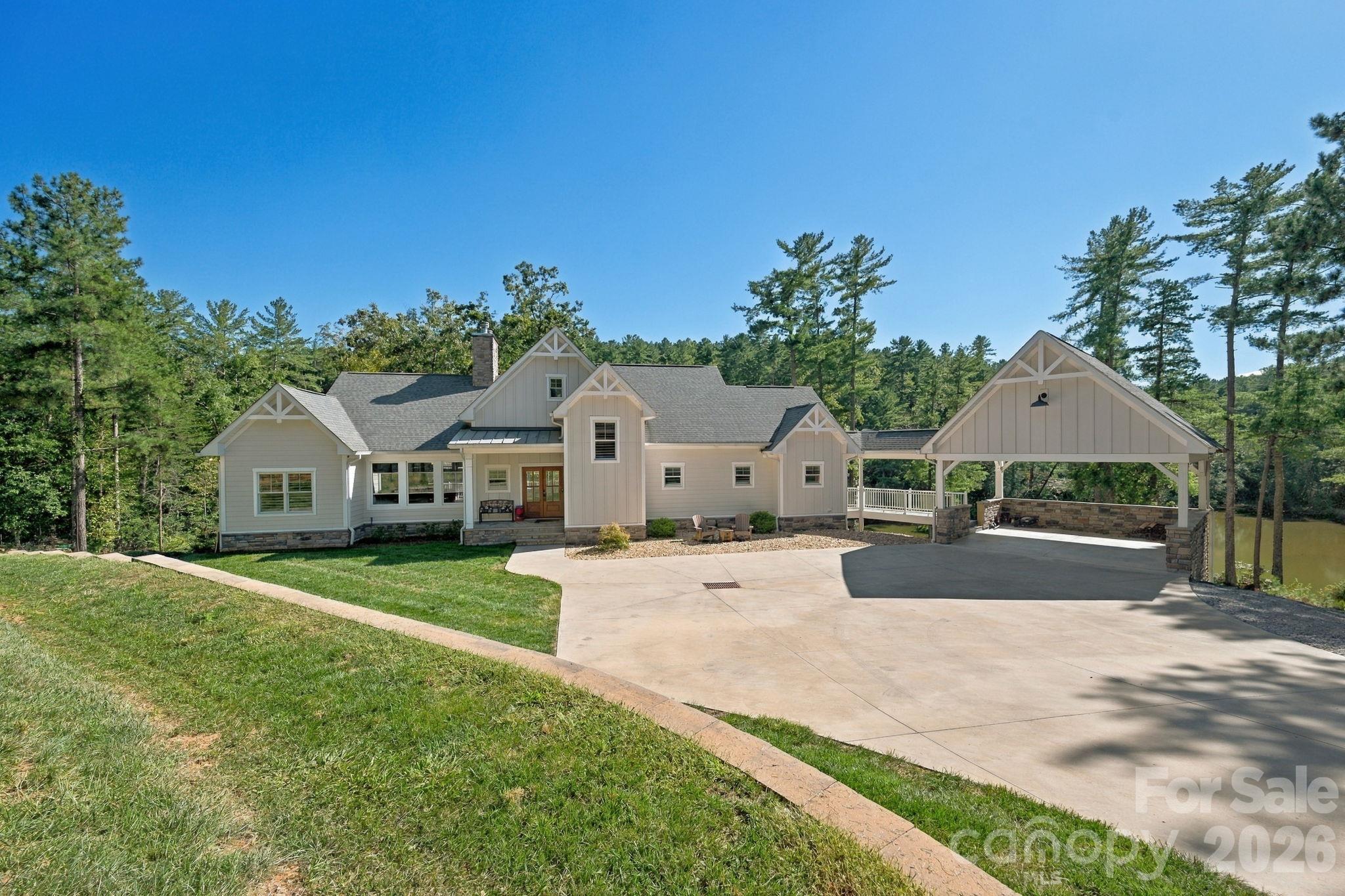 6810 Mcgalliard Pointe Drive Property Photo 1