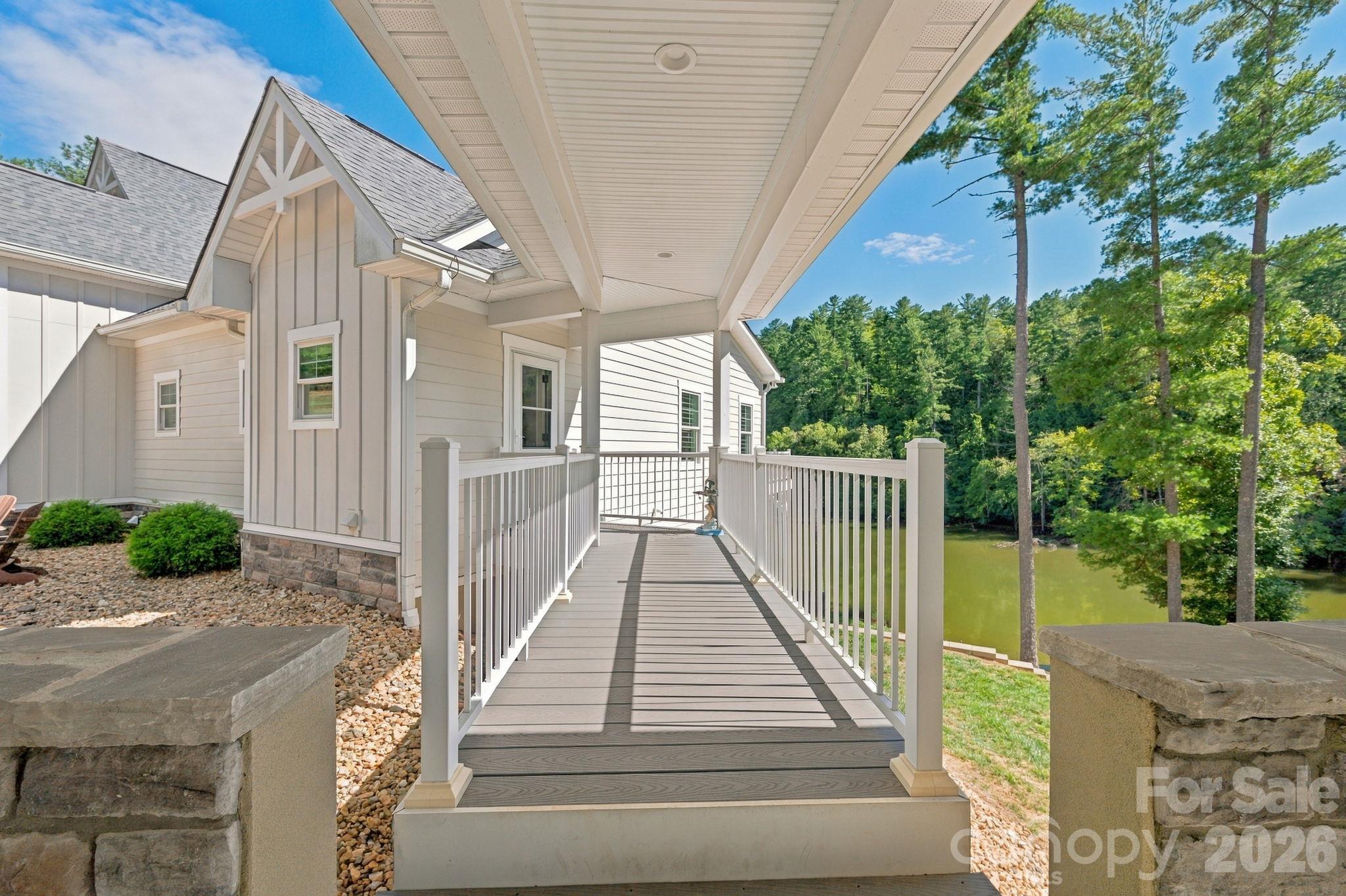 6810 Mcgalliard Pointe Drive Property Photo 4