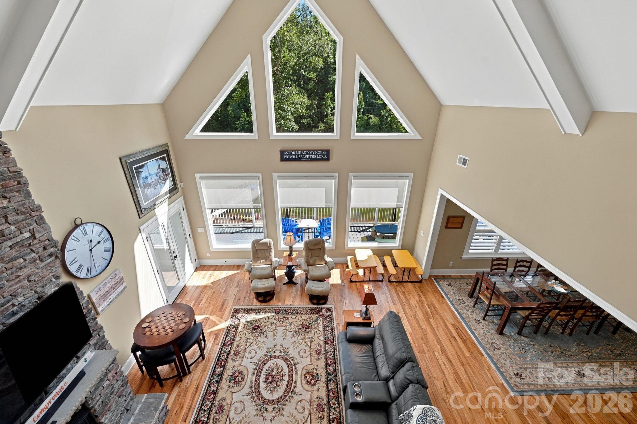 6810 Mcgalliard Pointe Drive Property Photo 8