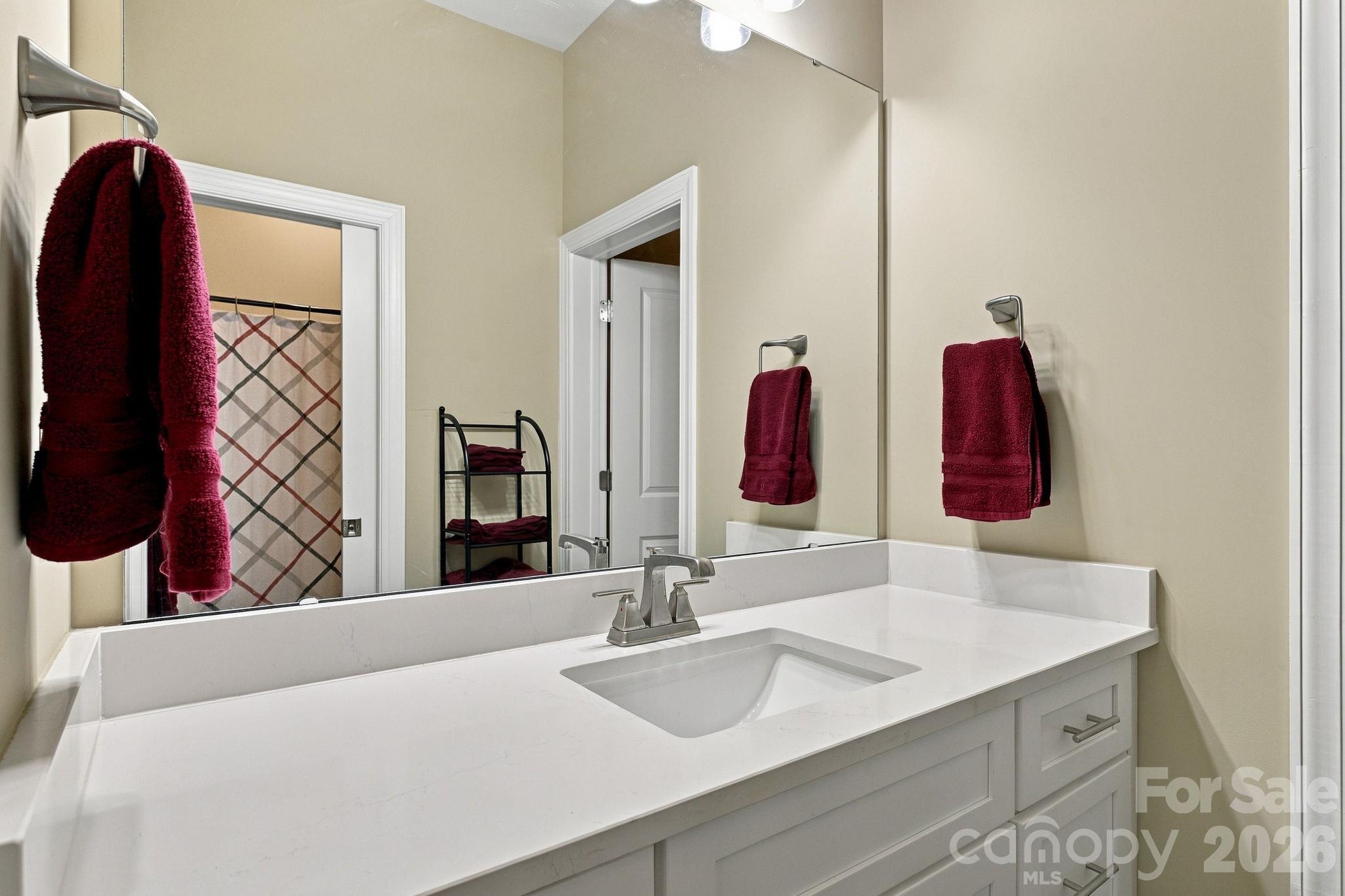 6810 Mcgalliard Pointe Drive Property Photo 26