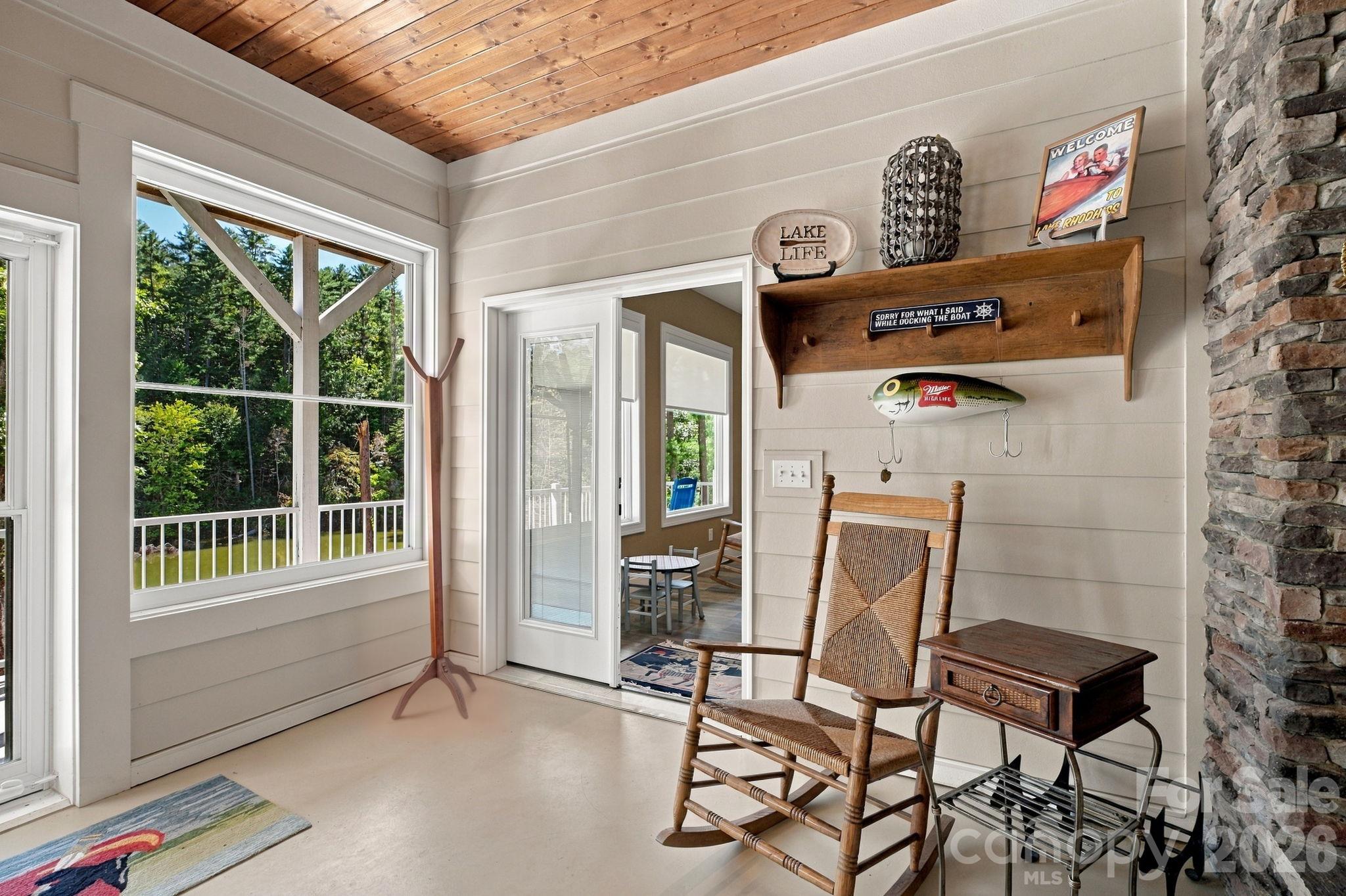6810 Mcgalliard Pointe Drive Property Photo 33