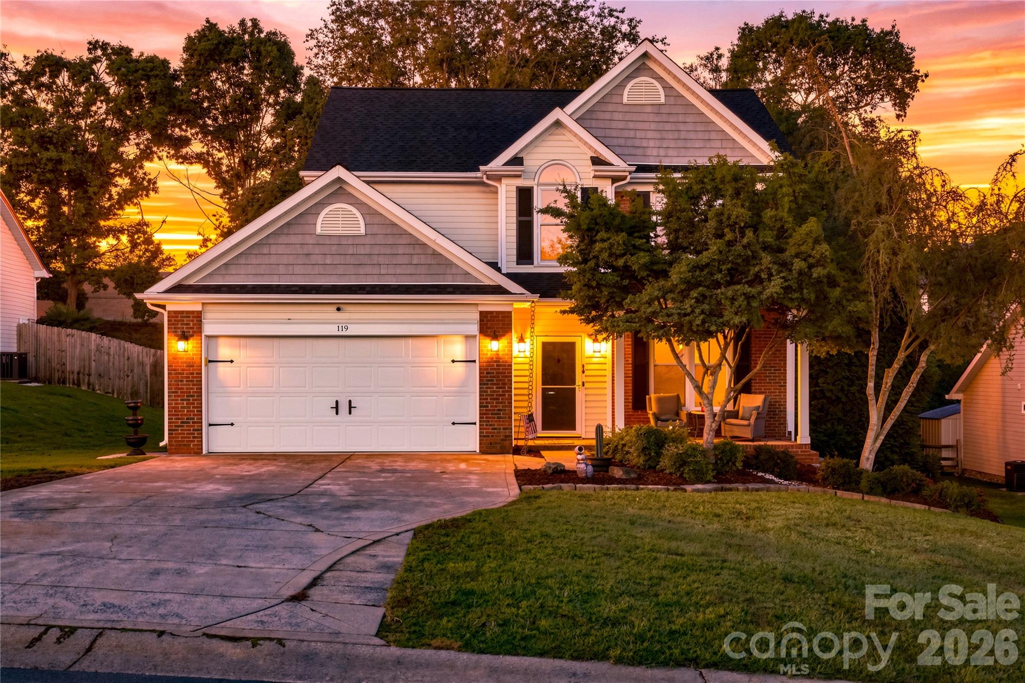 119 Shining Armor Court Property Photo 1