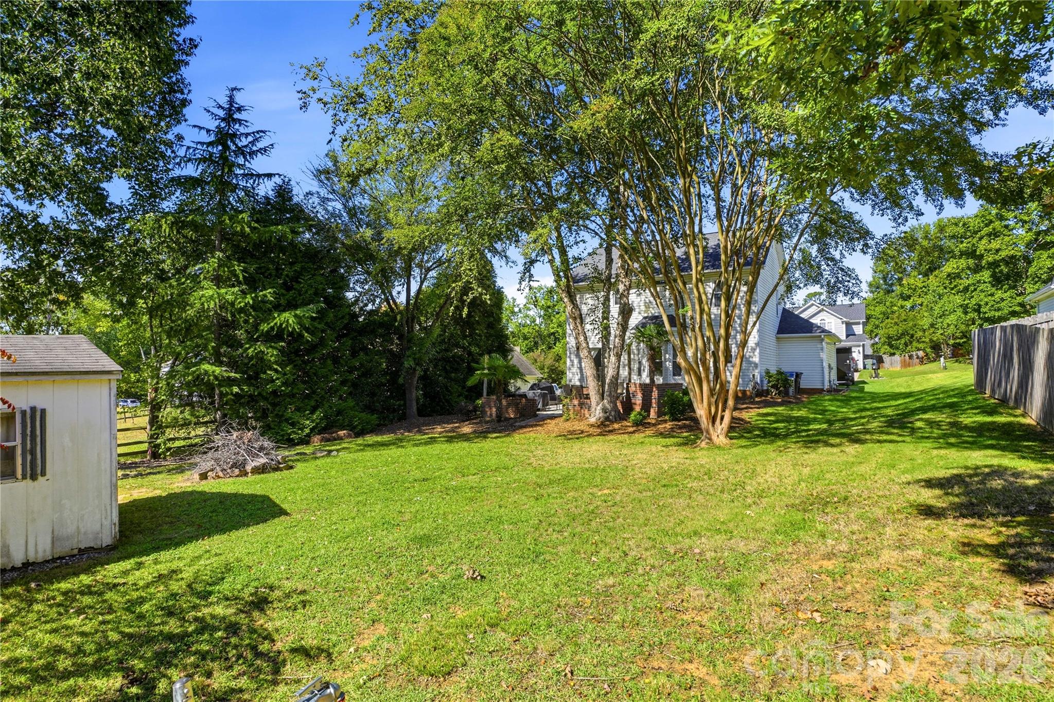 119 Shining Armor Court Property Photo 33