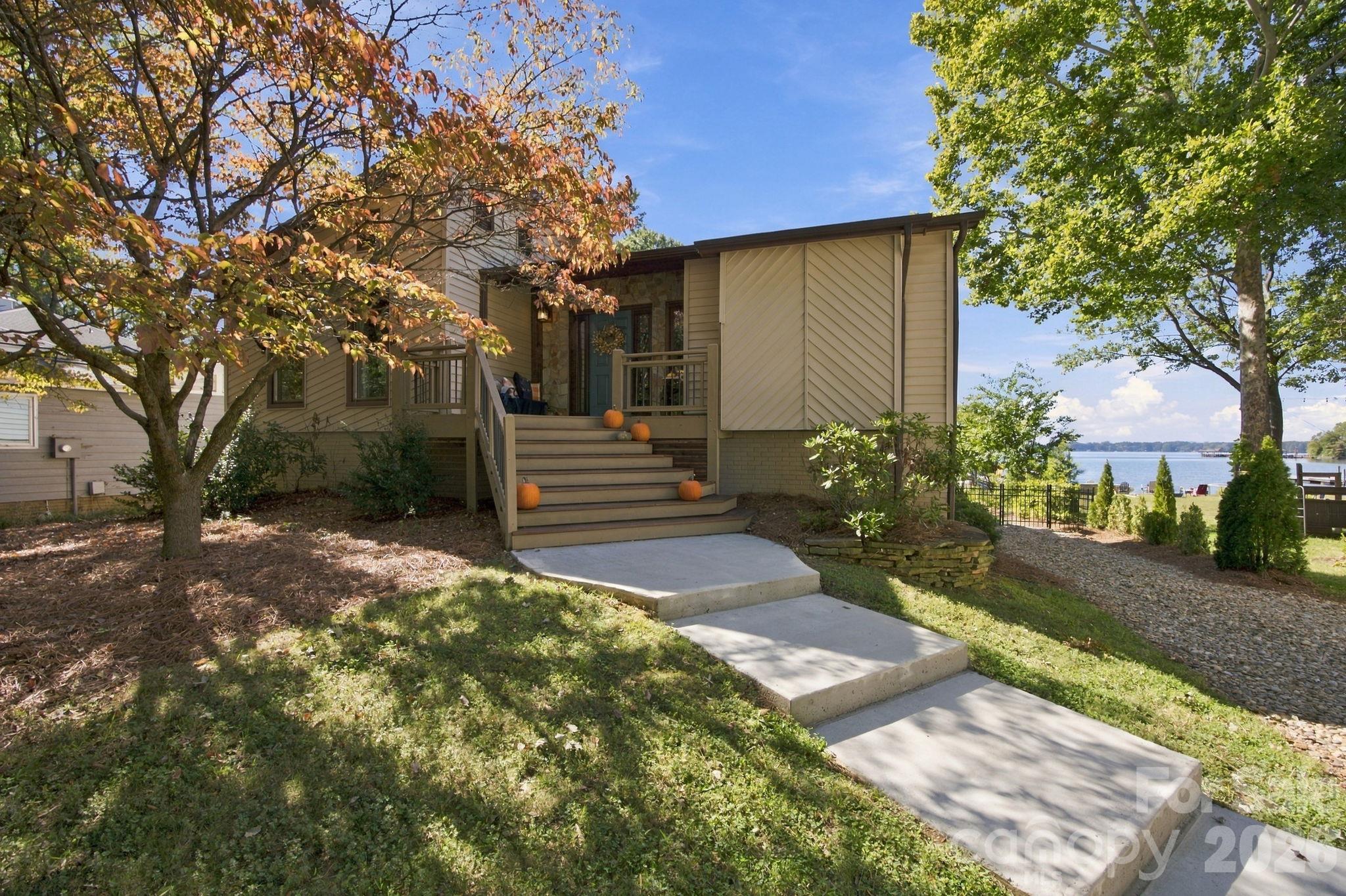 20625 Island Forest Drive Property Photo 6