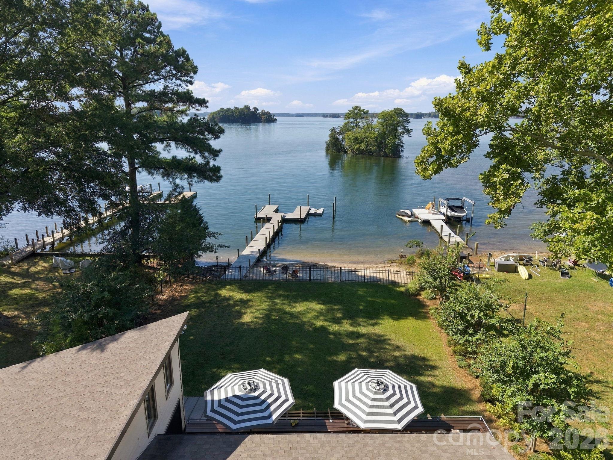 20625 Island Forest Drive Property Photo 9