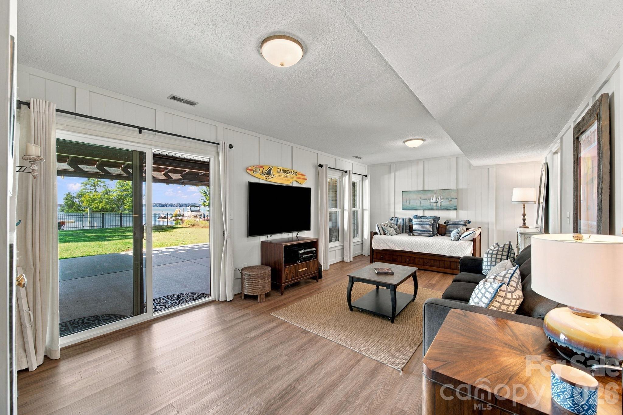 20625 Island Forest Drive Property Photo 35