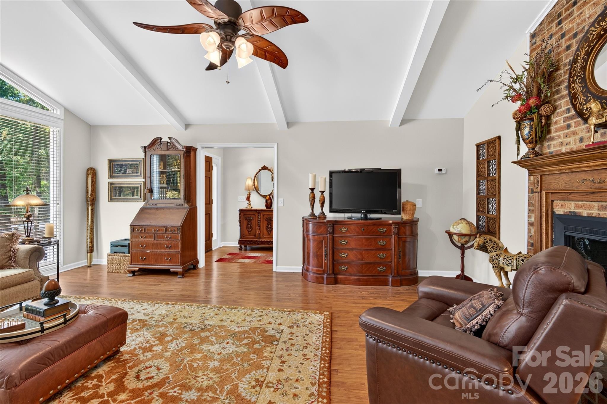 2209 Rainbrook Drive Property Photo 12