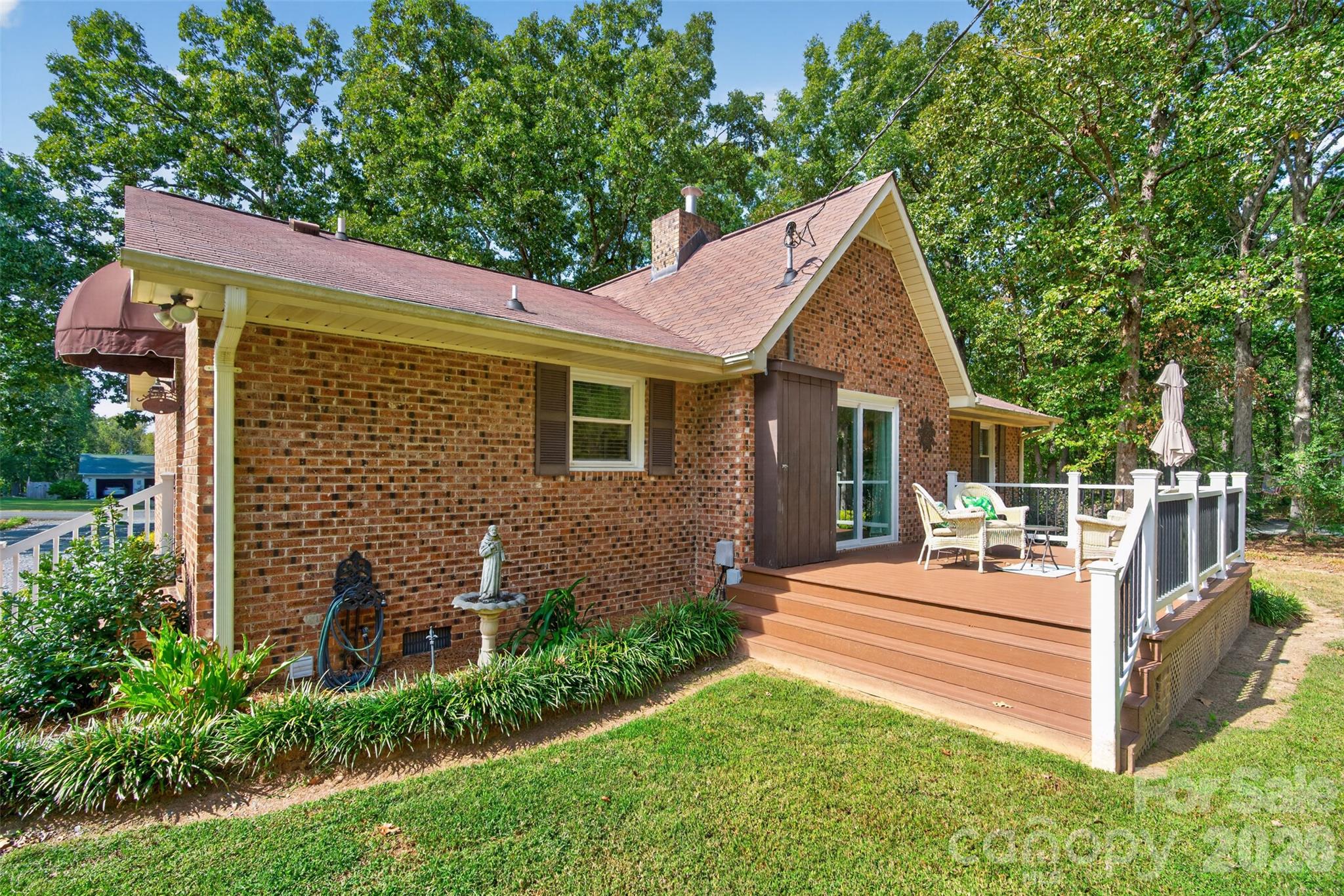 2209 Rainbrook Drive Property Photo 34