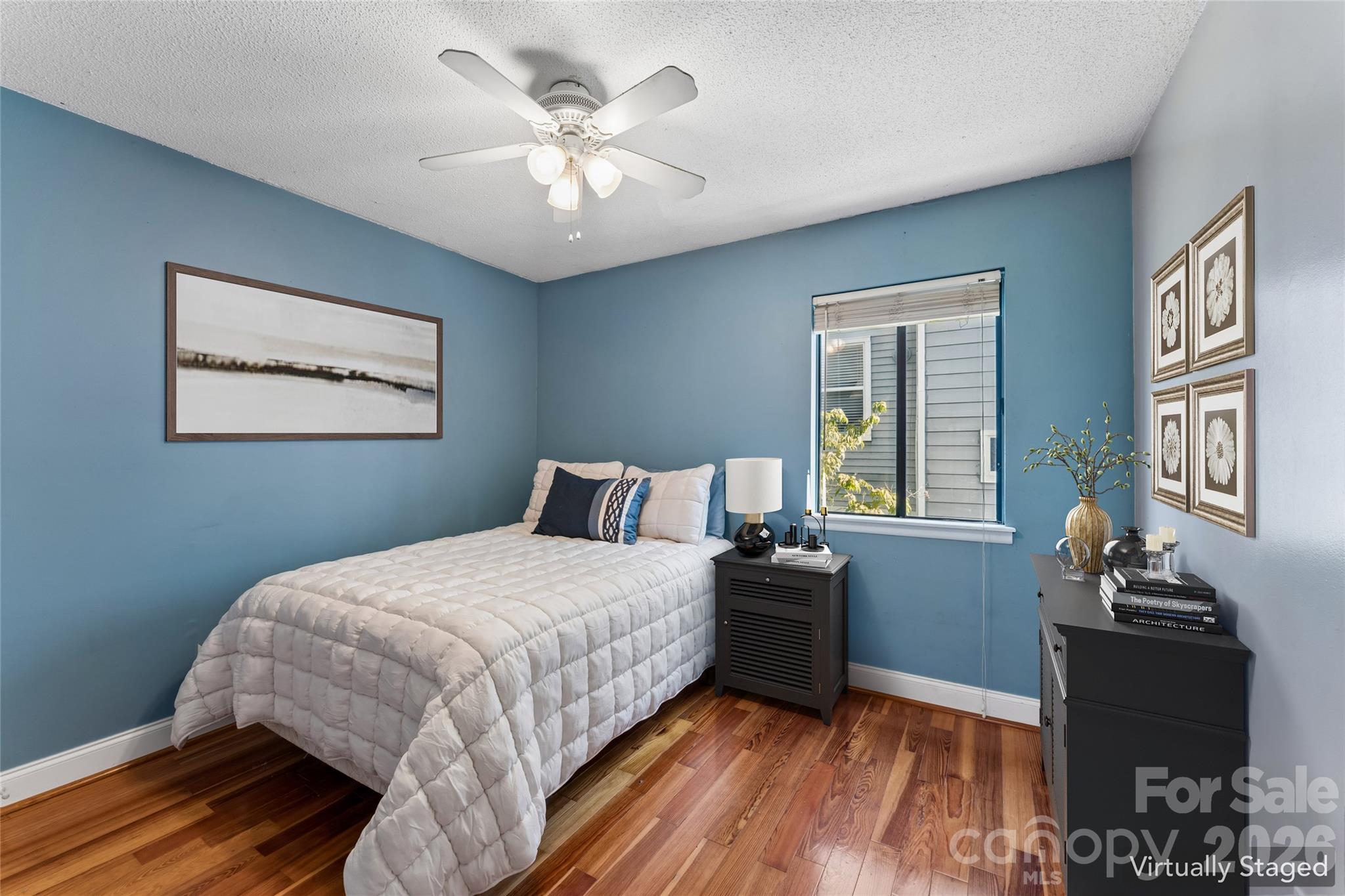 422 W 8th Street Property Photo 10