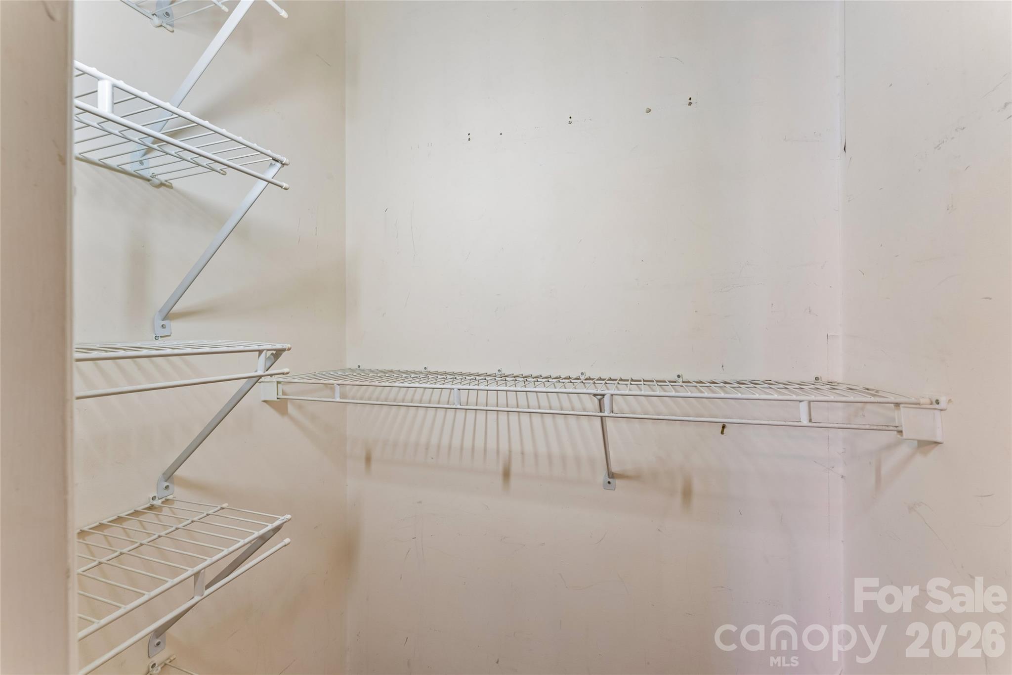 422 W 8th Street Property Photo 11