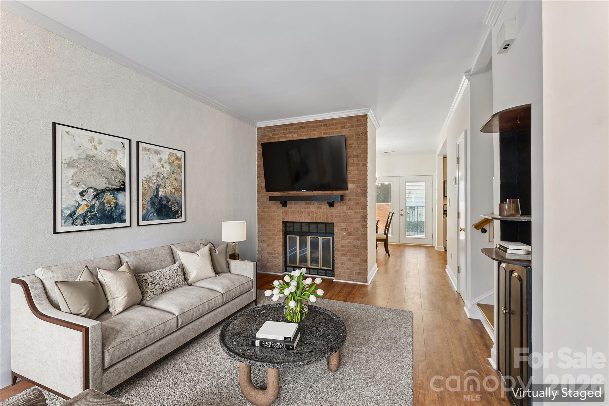 422 W 8th Street Property Photo 15
