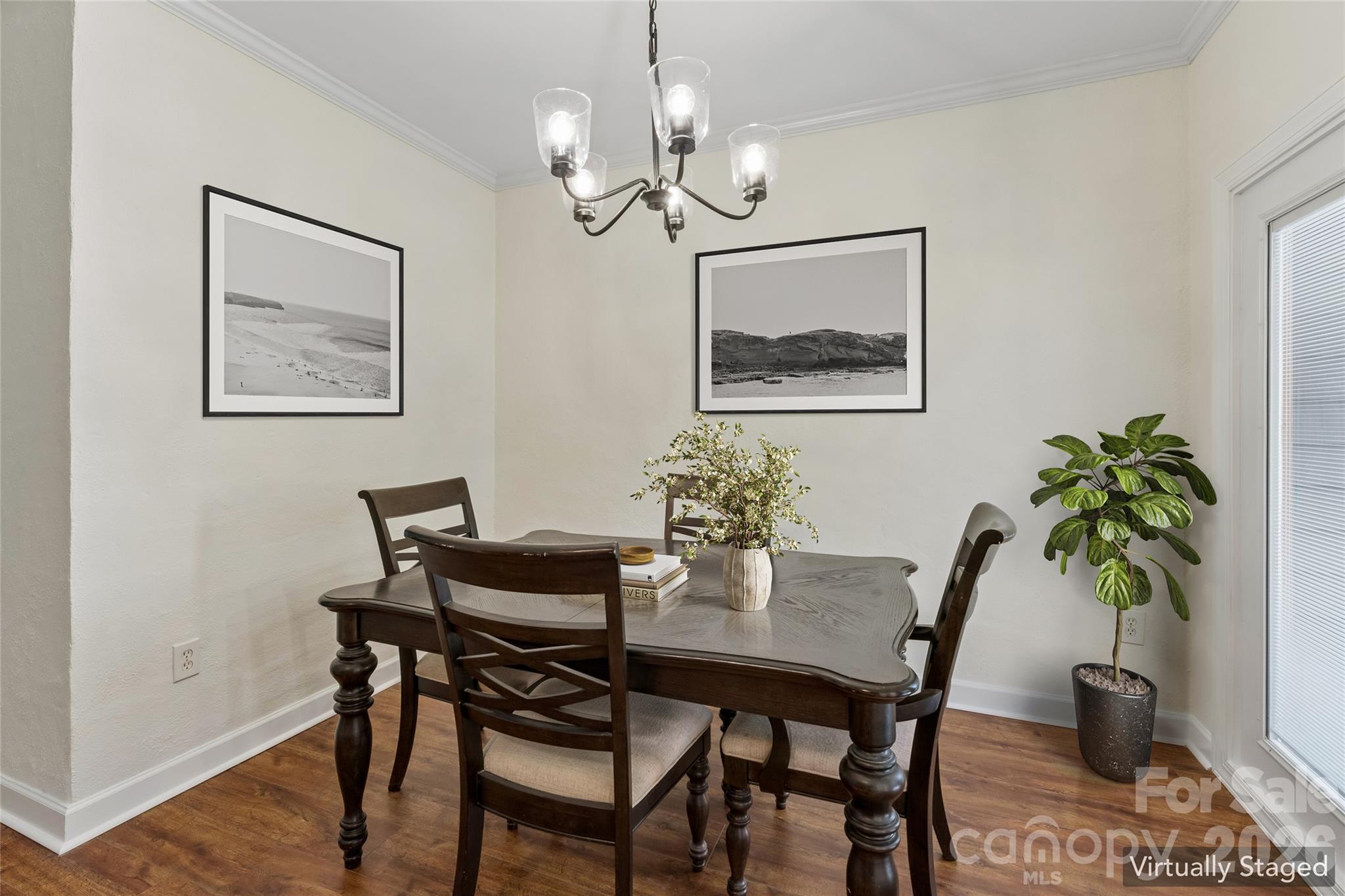 422 W 8th Street Property Photo 20