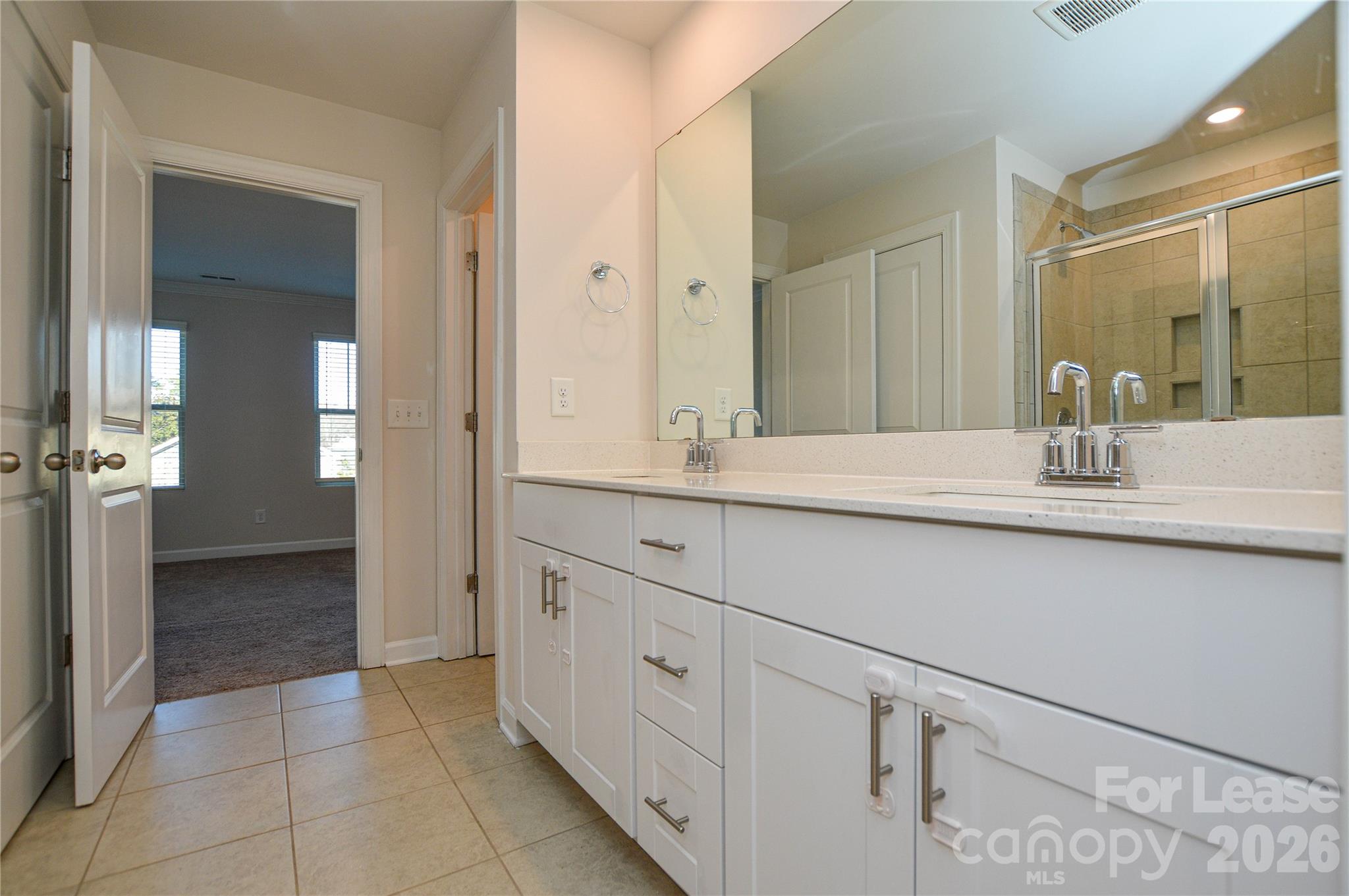 3215 Lisburn Street Property Photo 4