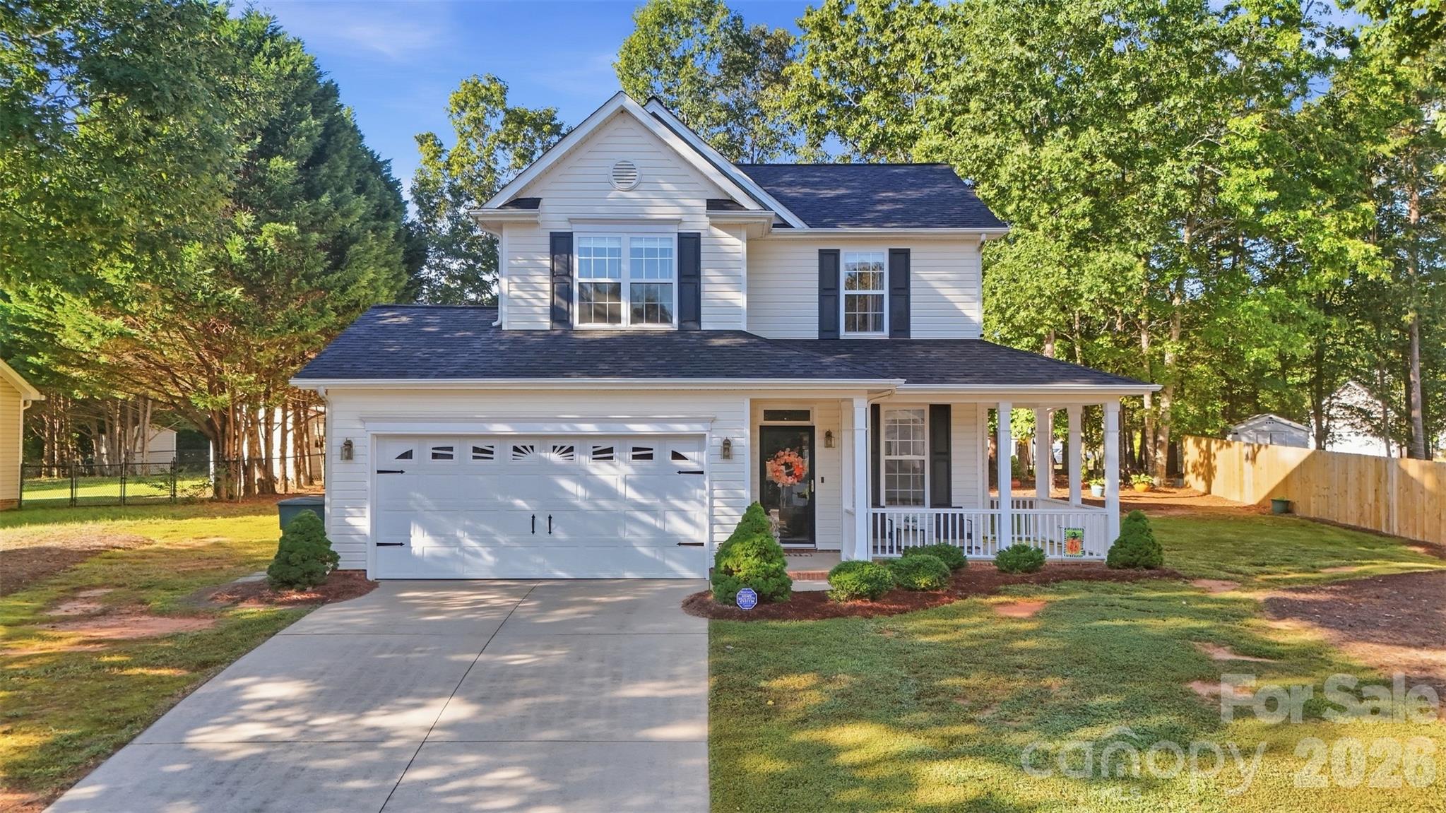 1242 Laurel Woods Drive Property Photo 1